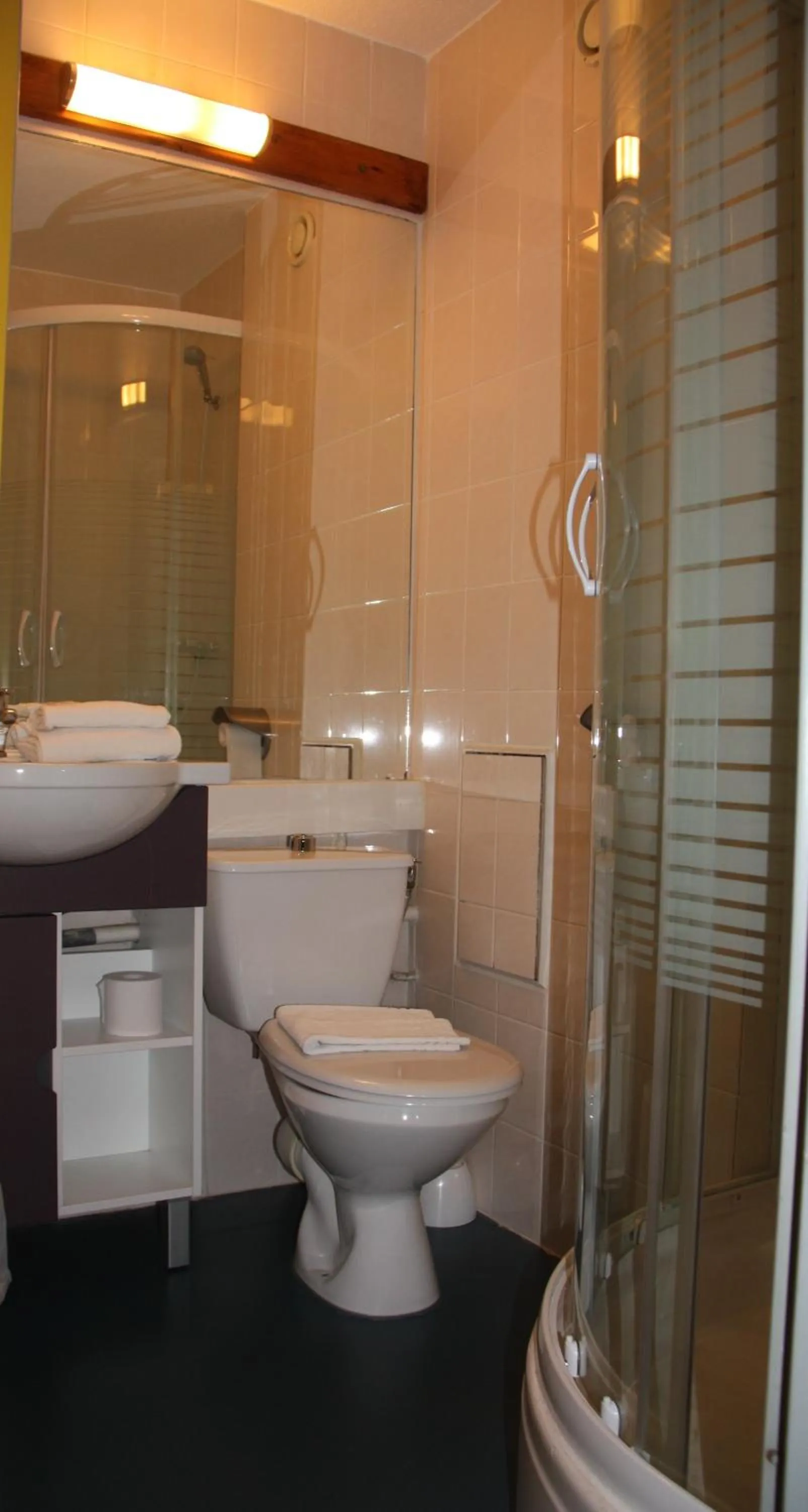 Bathroom in Hotel Lune Etoile