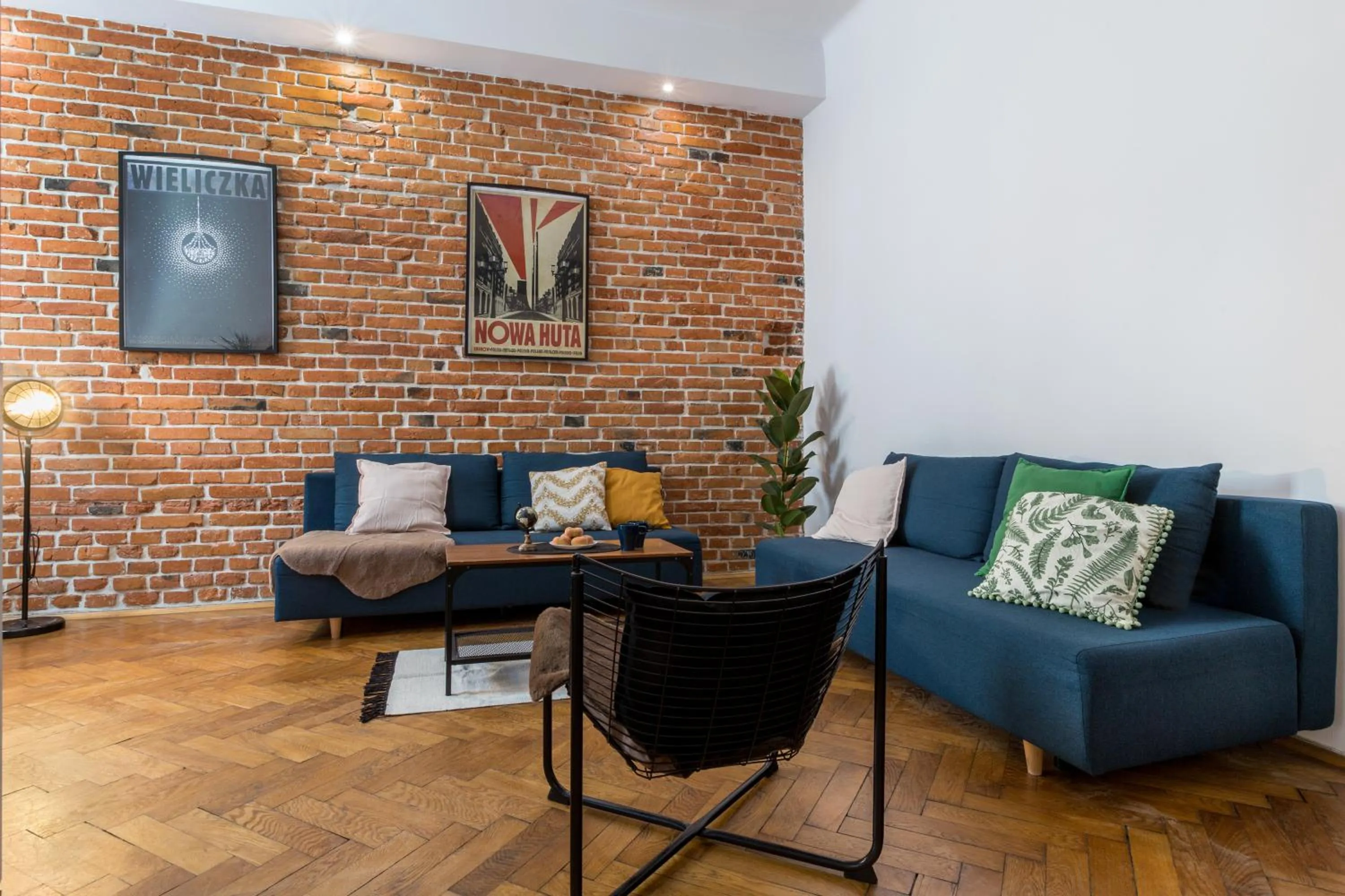 Living room in Friendhouse Apartments Avenue