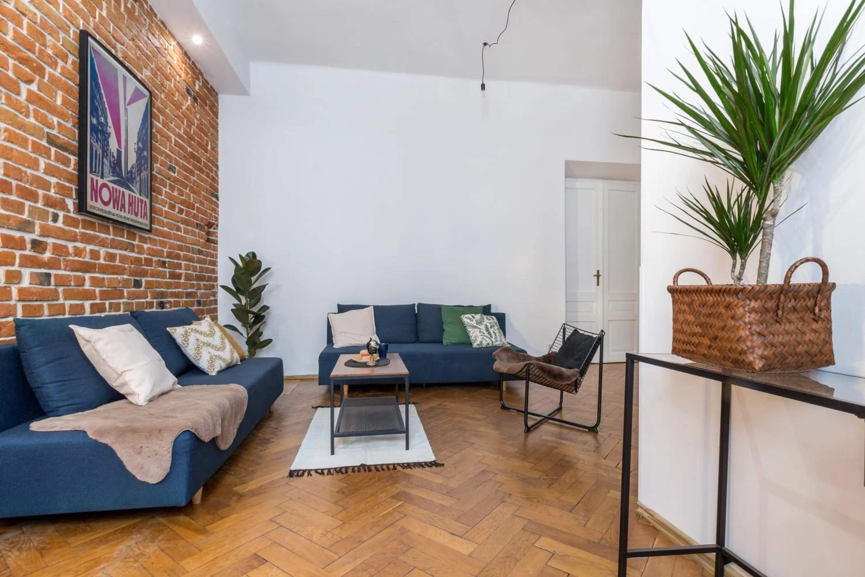Living room in Friendhouse Apartments Avenue