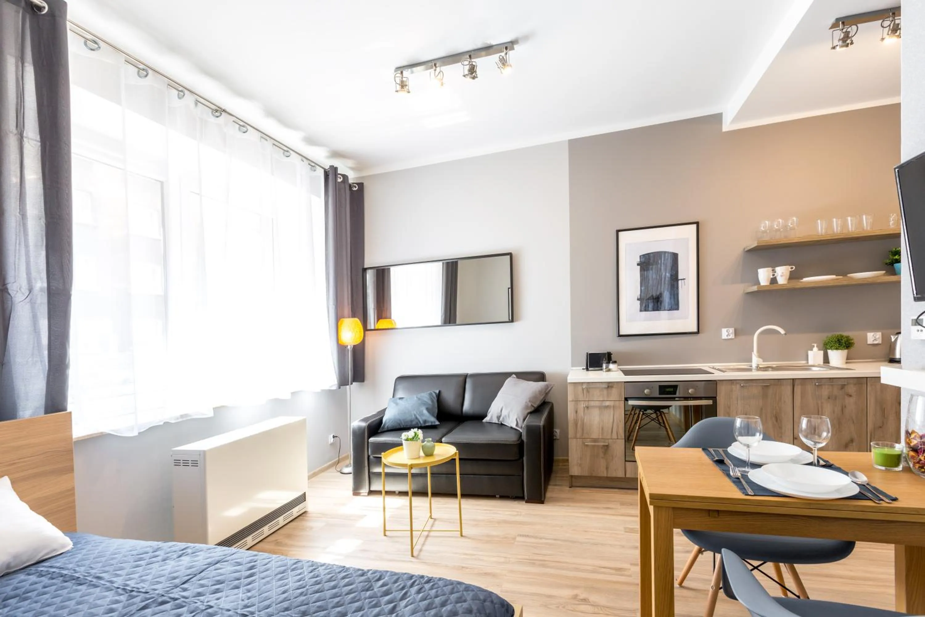 Seating area in Friendhouse Apartments Avenue