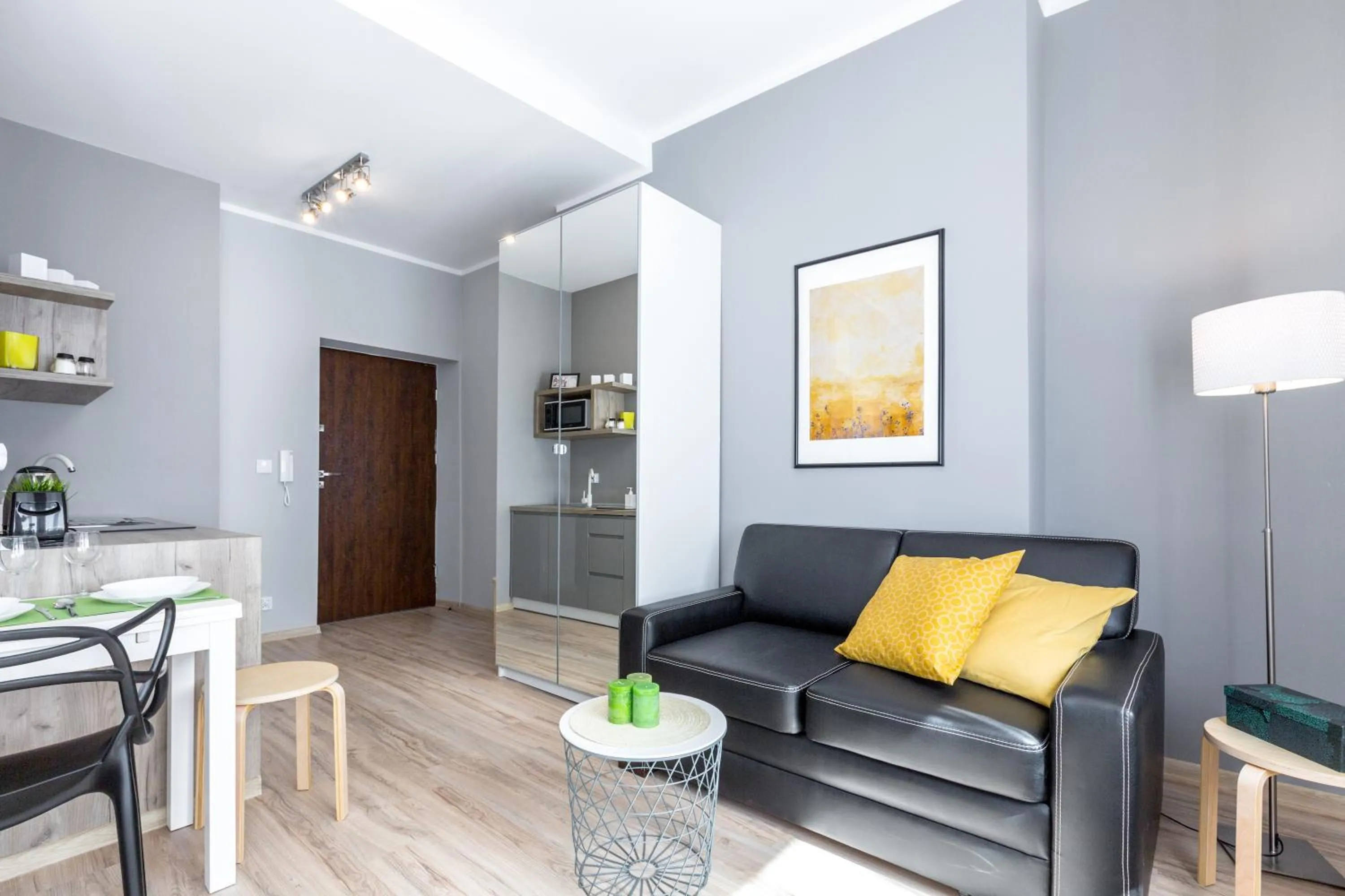 Living room in Friendhouse Apartments Avenue