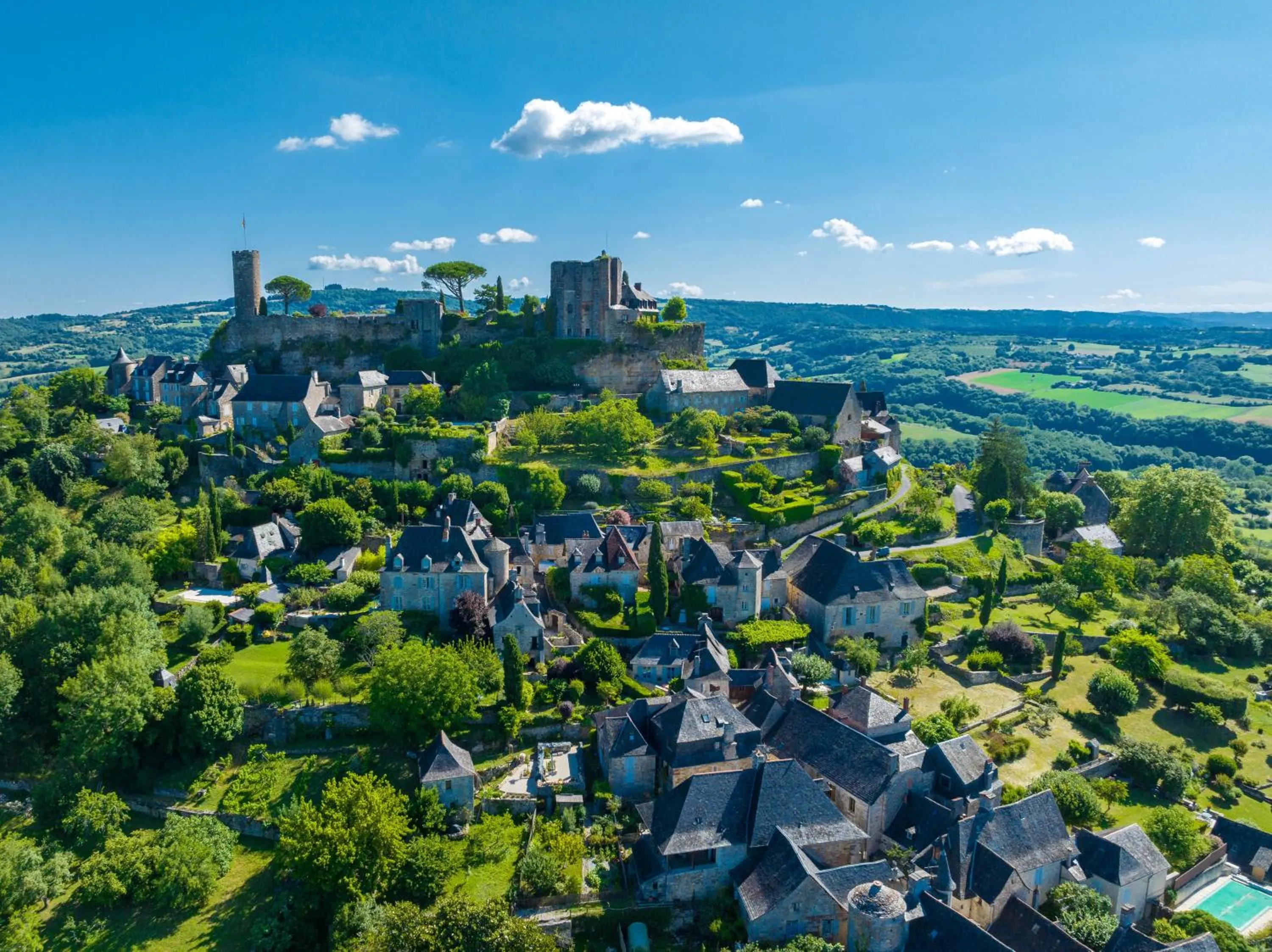 City view in Logis Hotel Noemys Brive - Restaurant Le Teinchurier