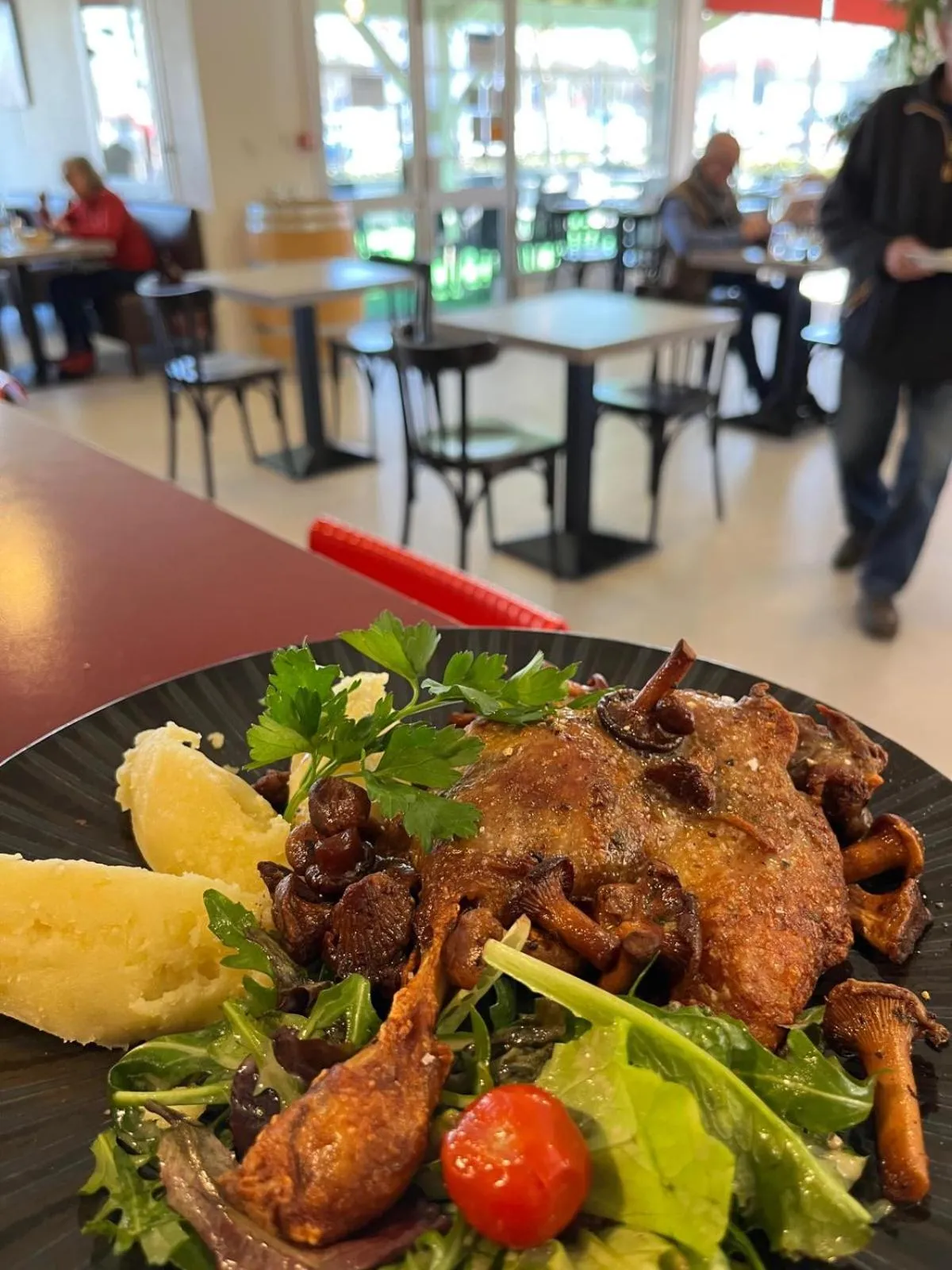 Restaurant/places to eat in Logis Hotel Noemys Brive - Restaurant Le Teinchurier