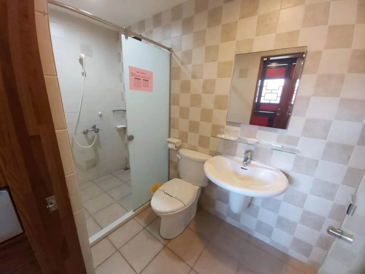 Shower in Kenting Youth Activity Center