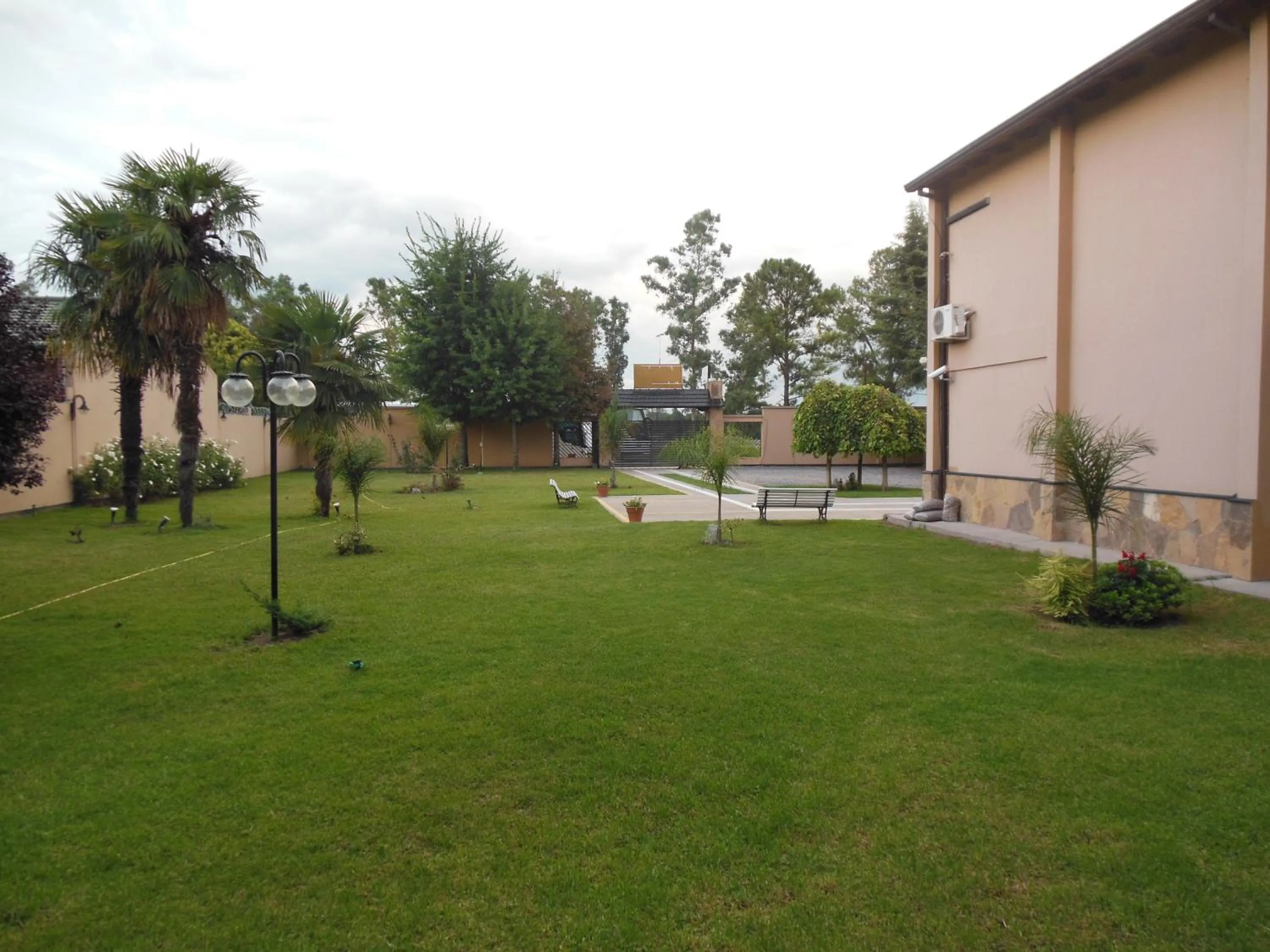 Garden in Hotel Aybal