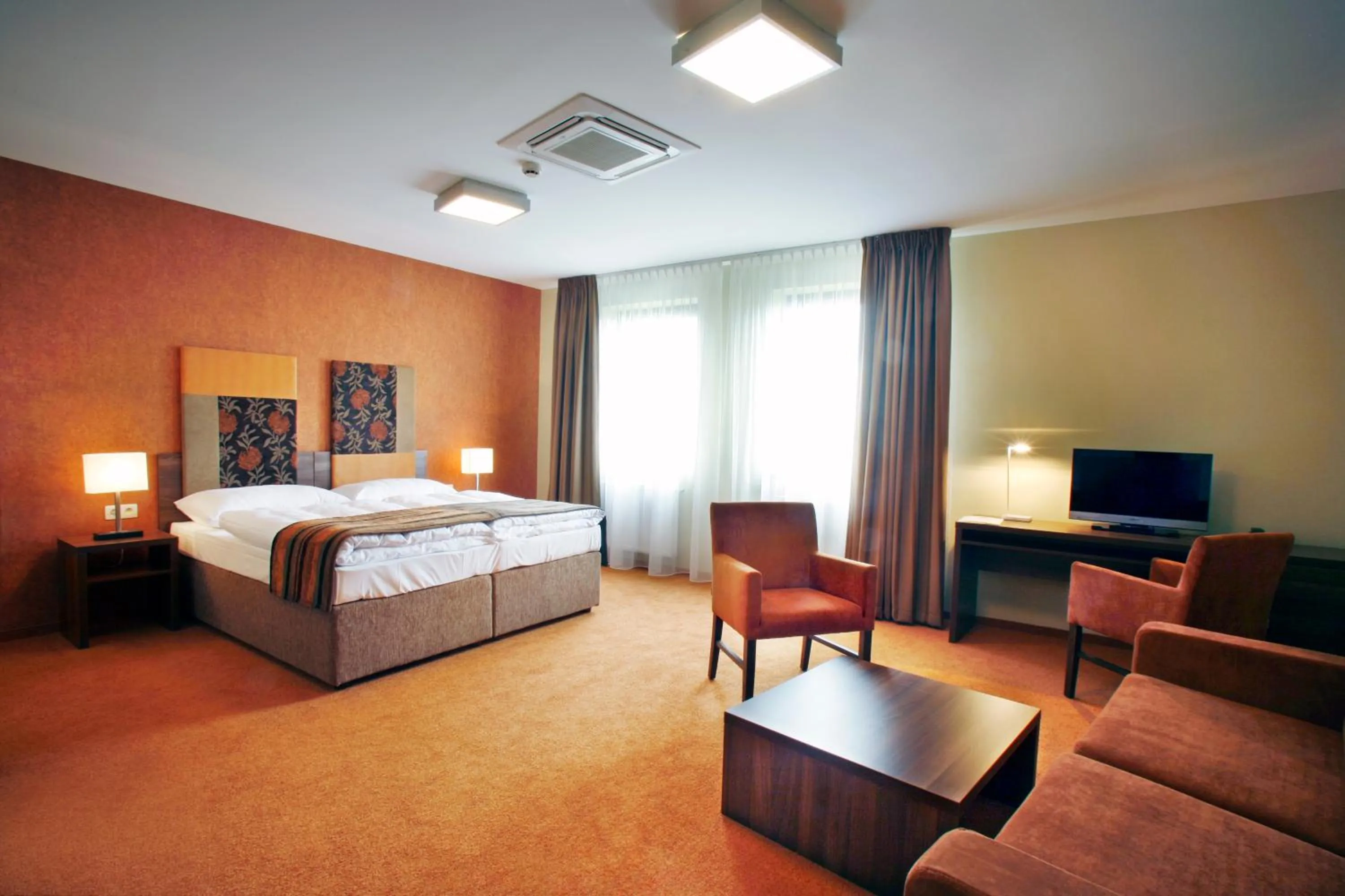 TV and multimedia, Bed in Hotel BELASSI