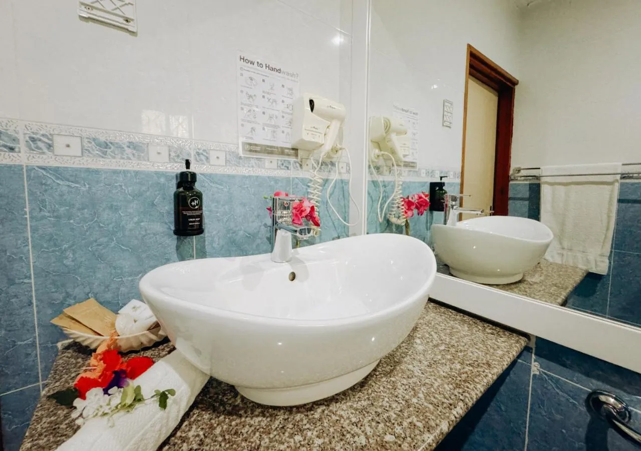 Bathroom in Buisson Guesthouse