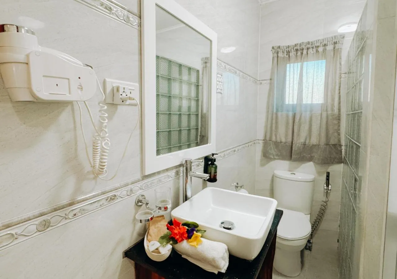 Bathroom in Buisson Guesthouse