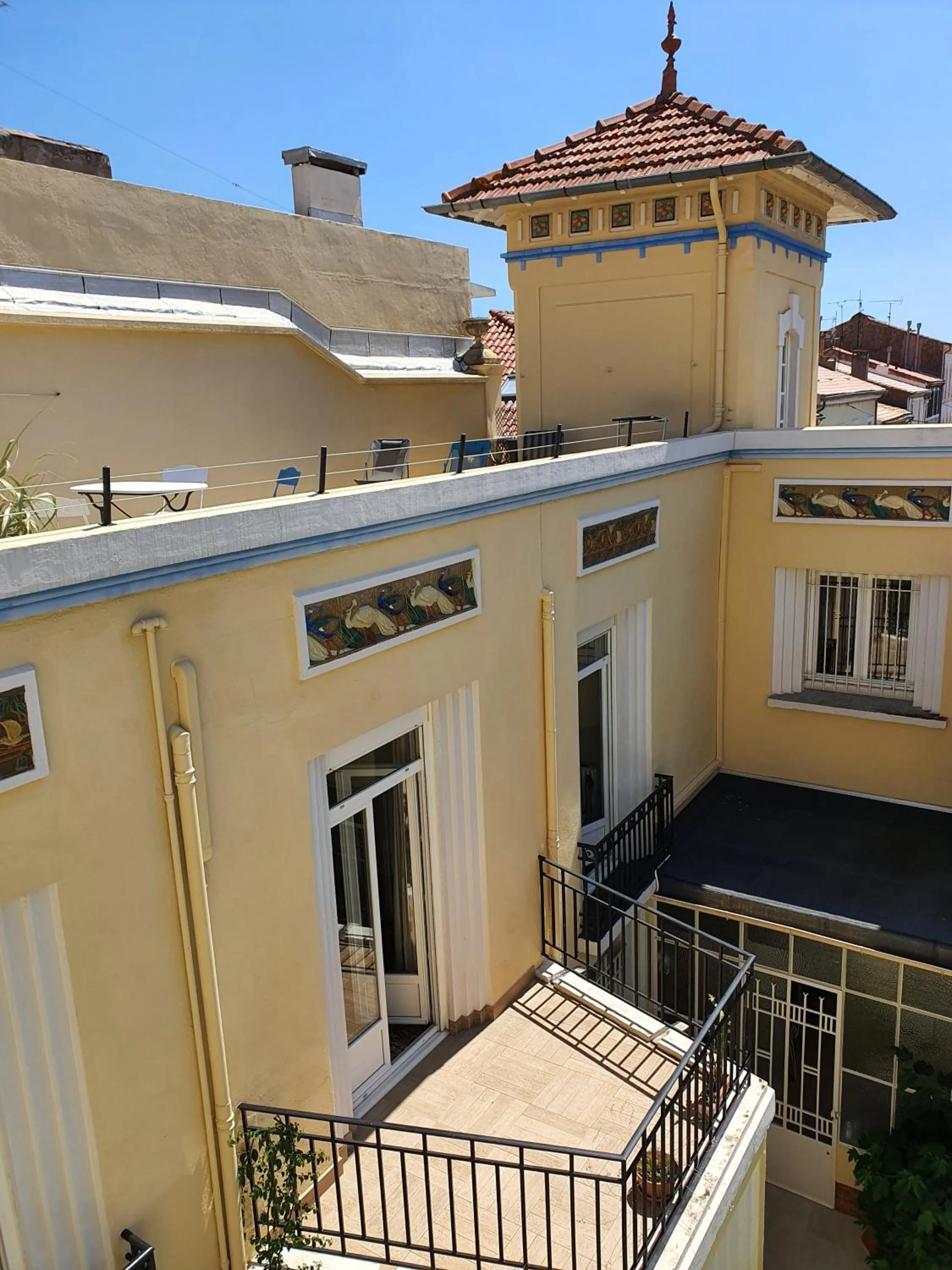 Garden view in B&B Le Patio En Ville - Chambres d'hôtes