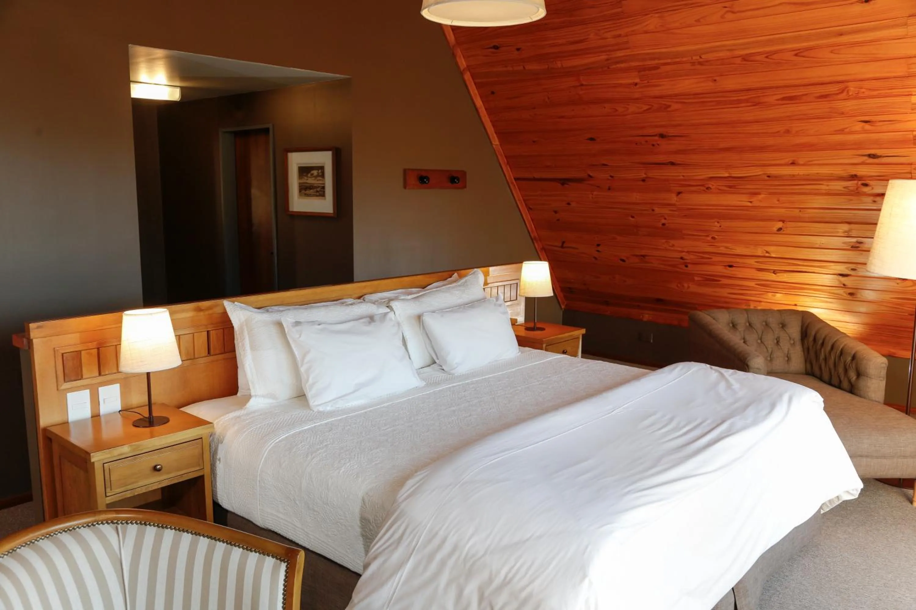Bed in Los Cerros del Chaltén Boutique Hotel