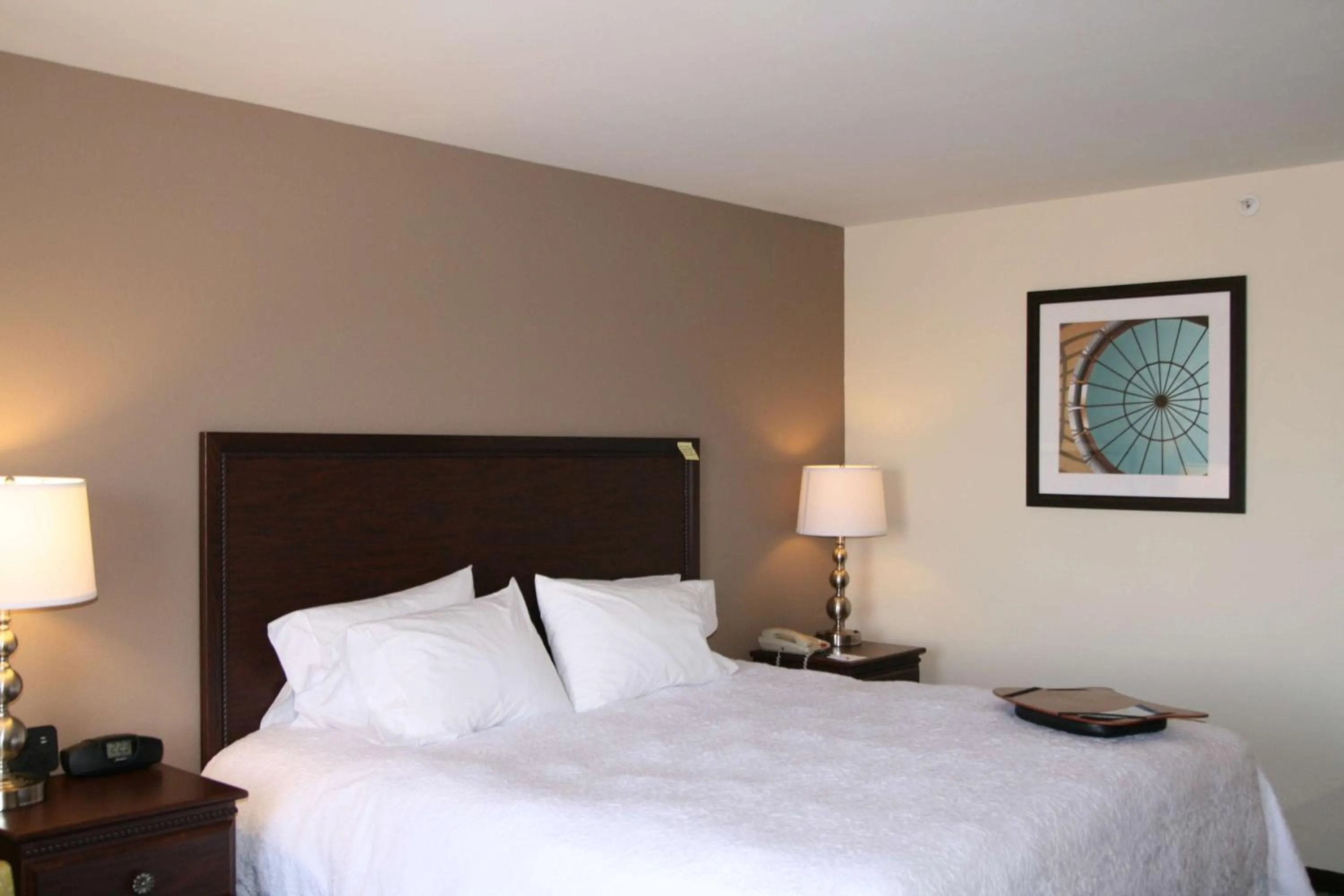 Bed in Hampton Inn and Suites Amarillo West