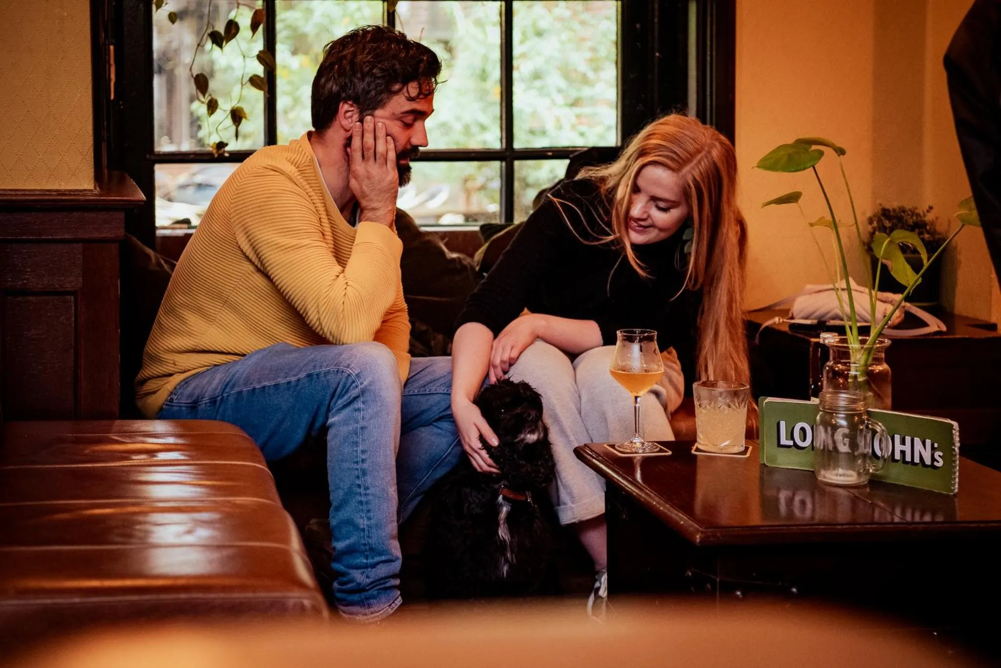 Lobby or reception in Long John's Pub & Hotel