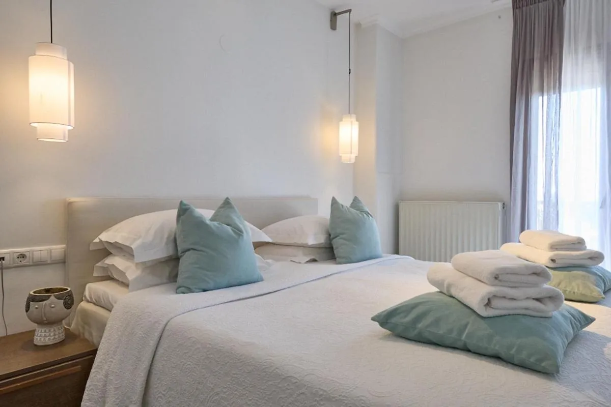 Bed in Afroditi Arhontiko