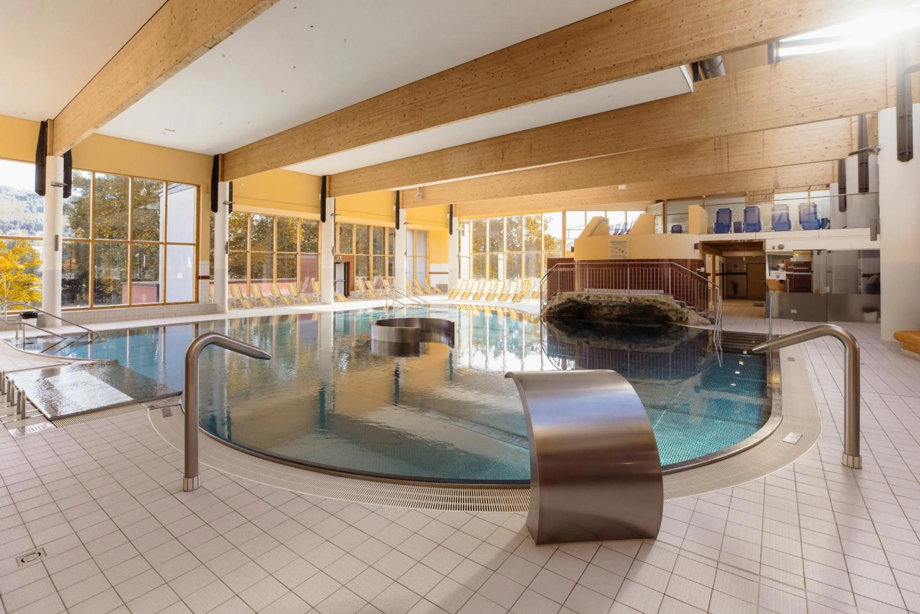 Swimming pool in Sporthotel Kapfenberg