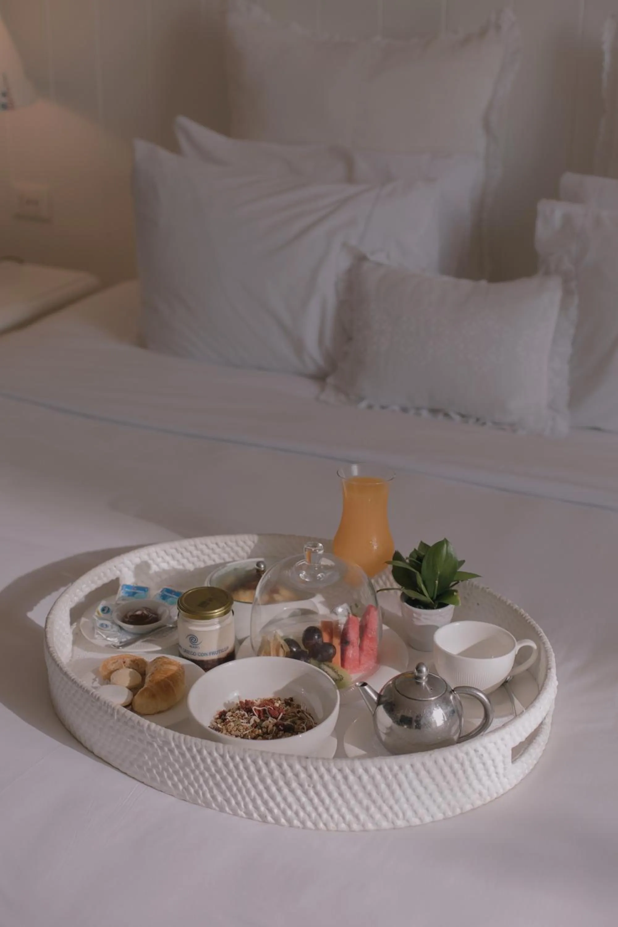Breakfast, Bed in La Mision Hotel Boutique