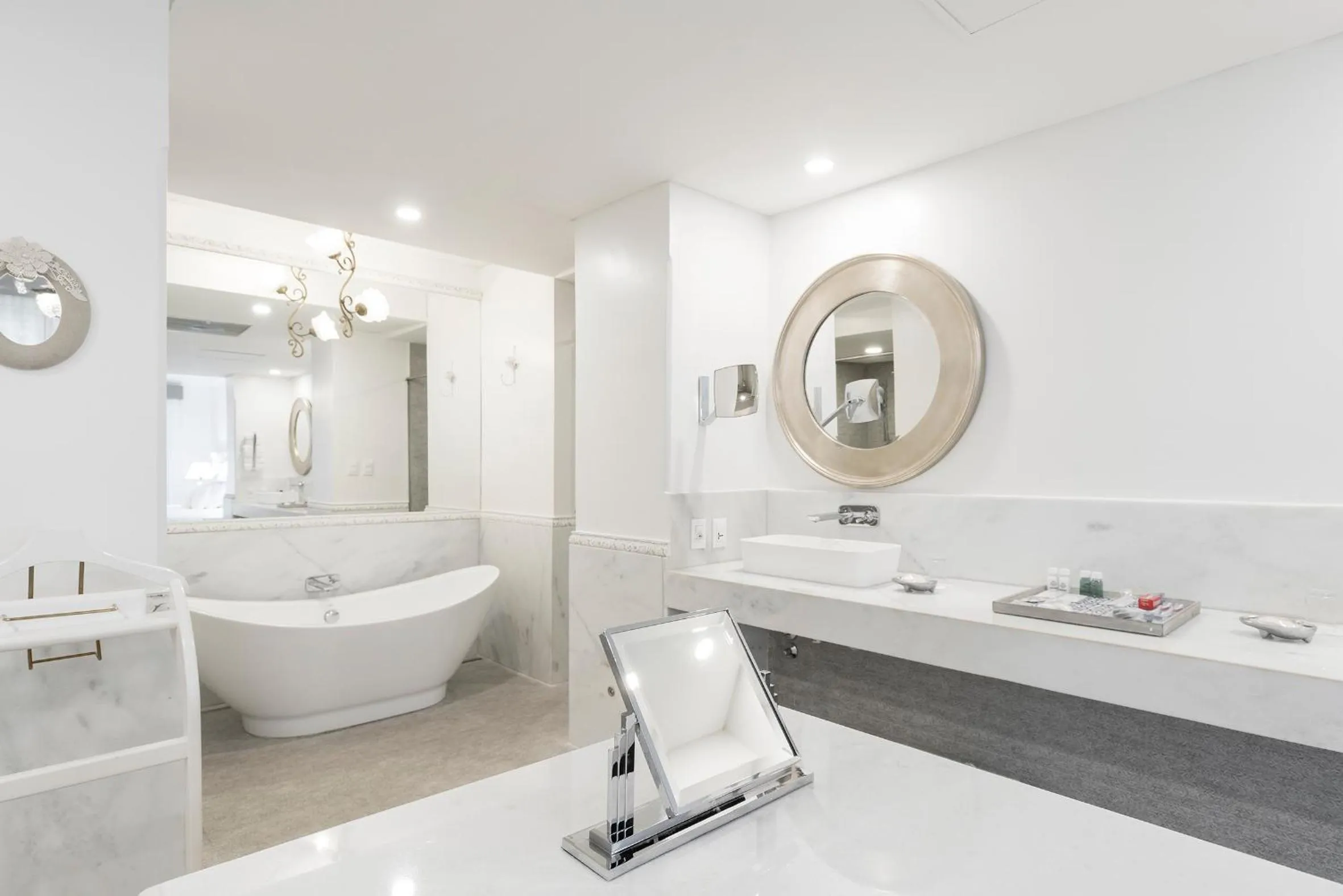 Bathroom in La Mision Hotel Boutique