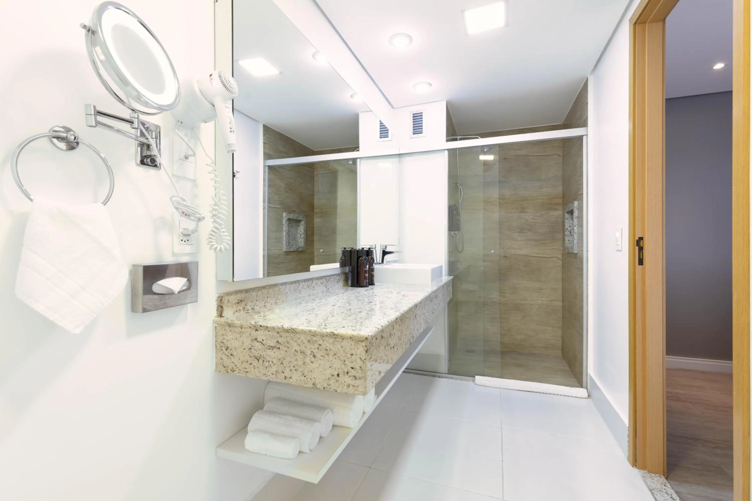 Bathroom in Holiday Inn Sao Paulo Parque Anhembi by IHG