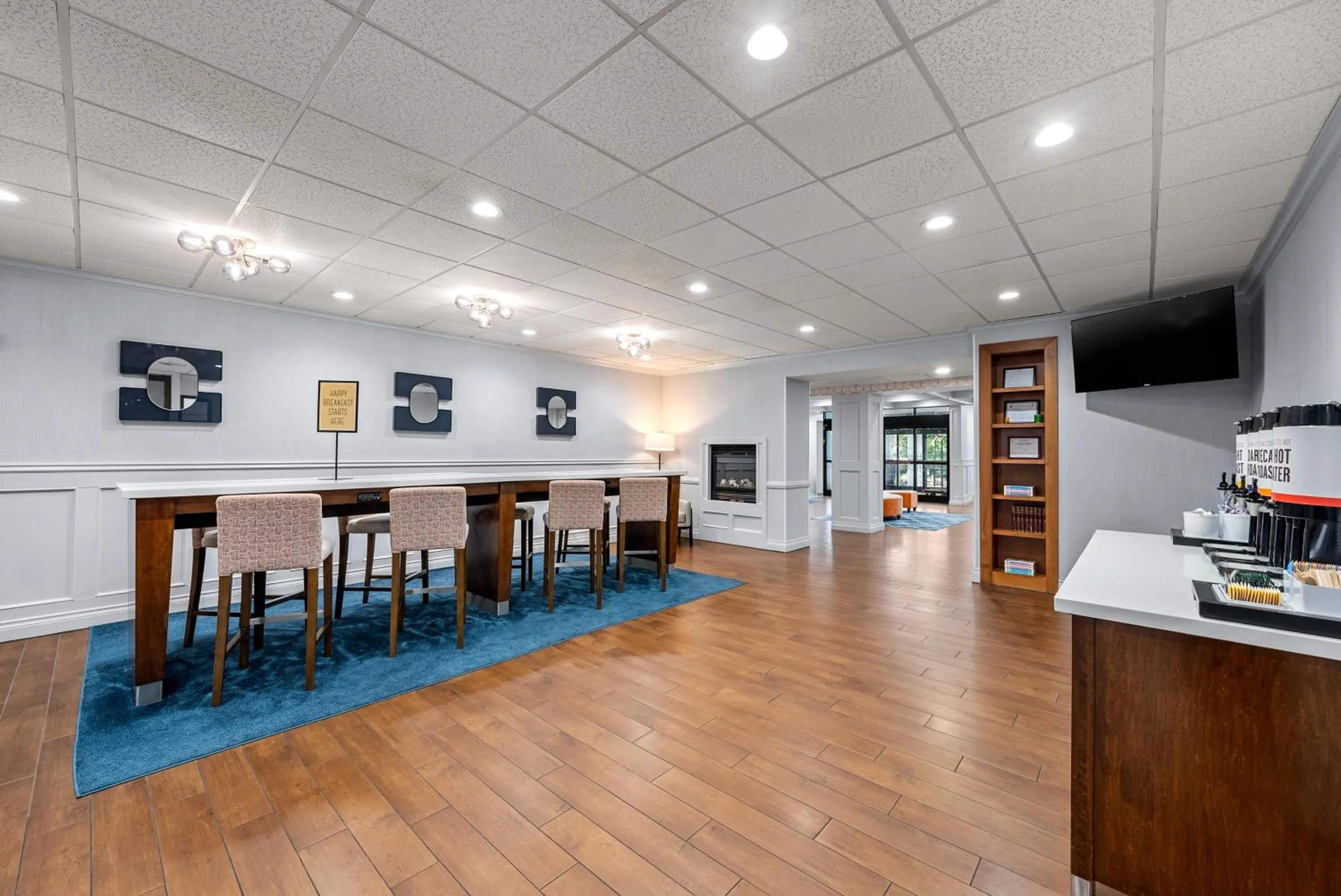 Breakfast in Hampton Inn Bordentown