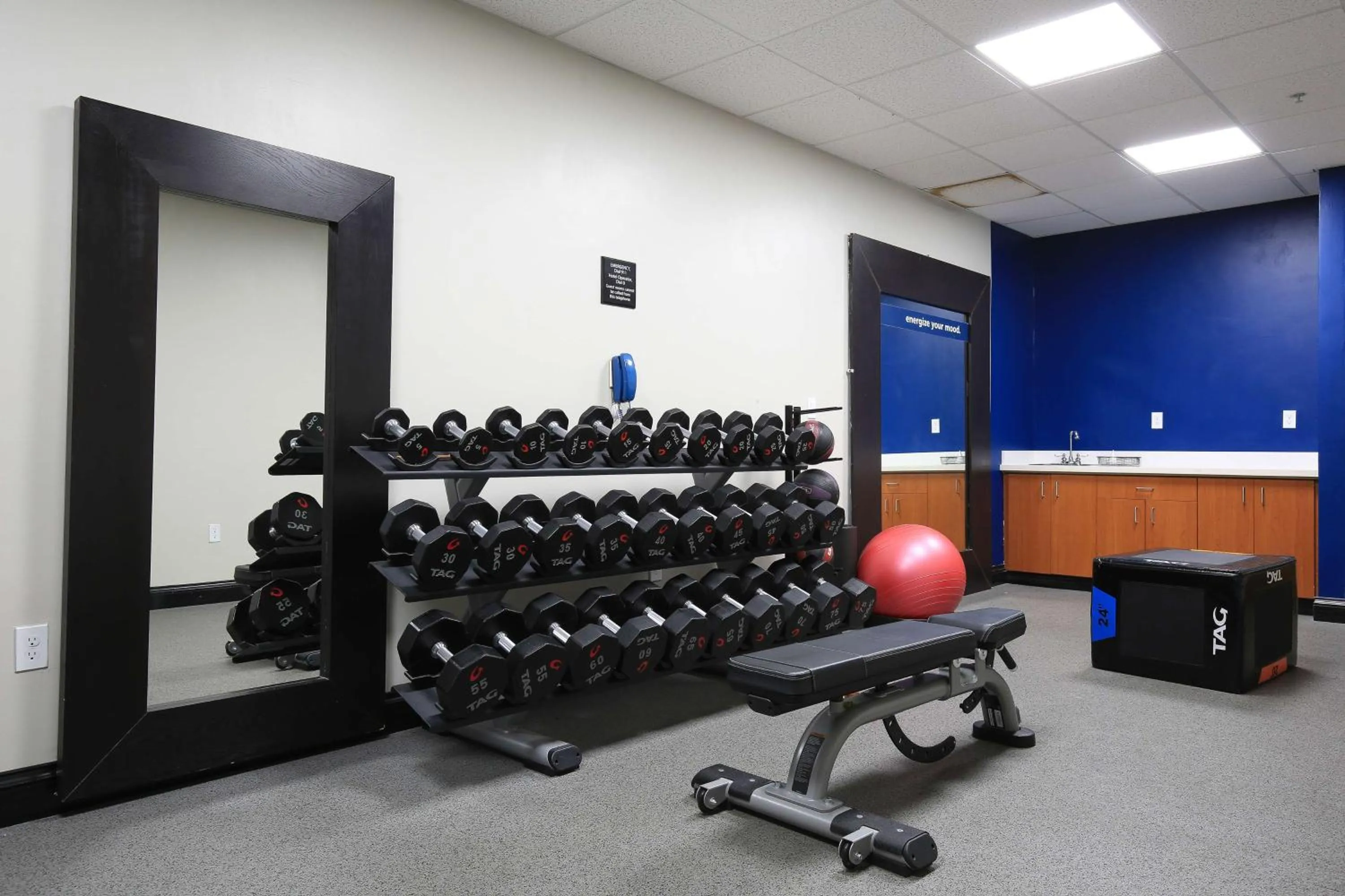 Fitness centre/facilities in Hampton Inn Bordentown