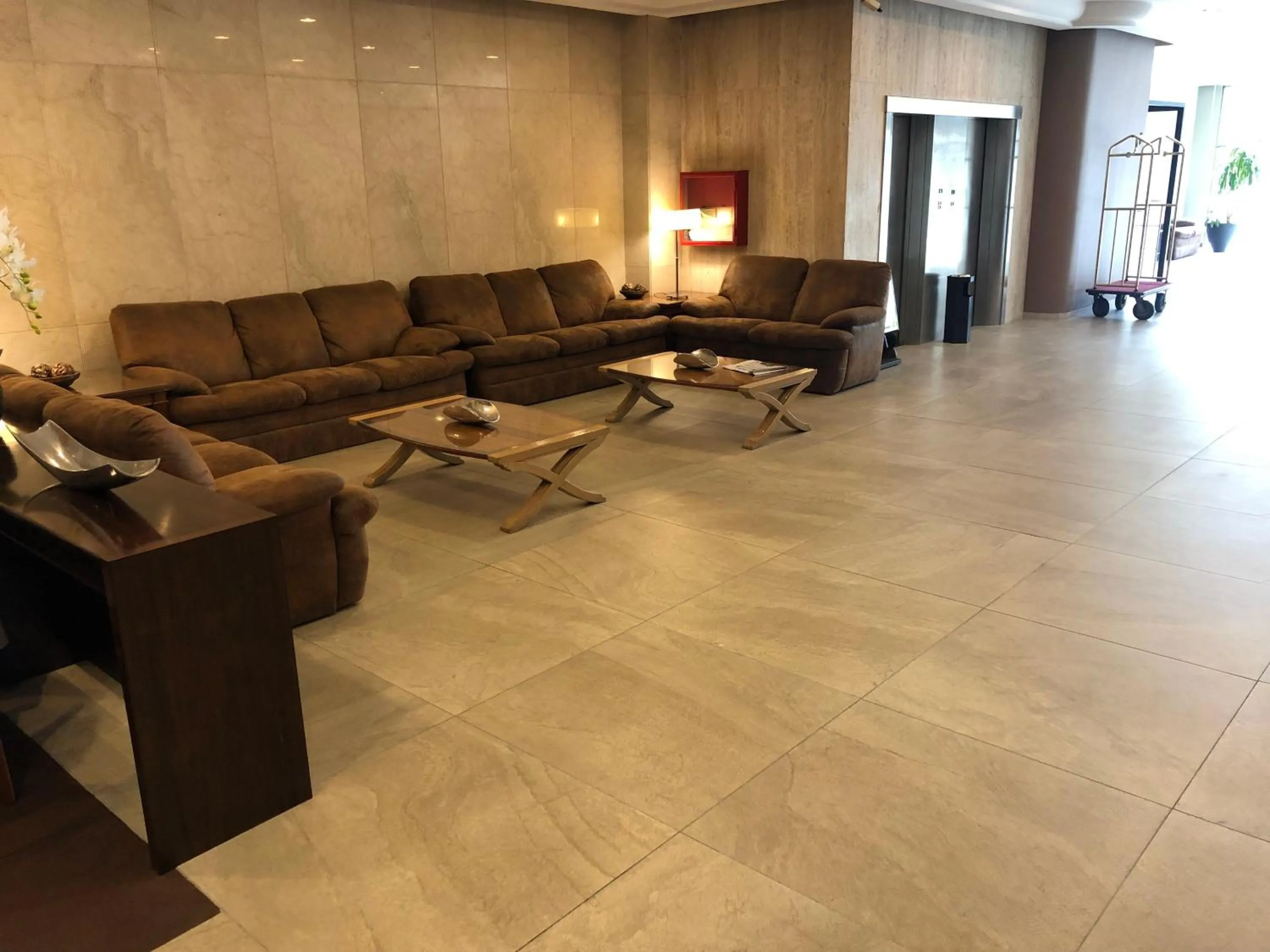 Lobby or reception in Crystal Palace Hotel