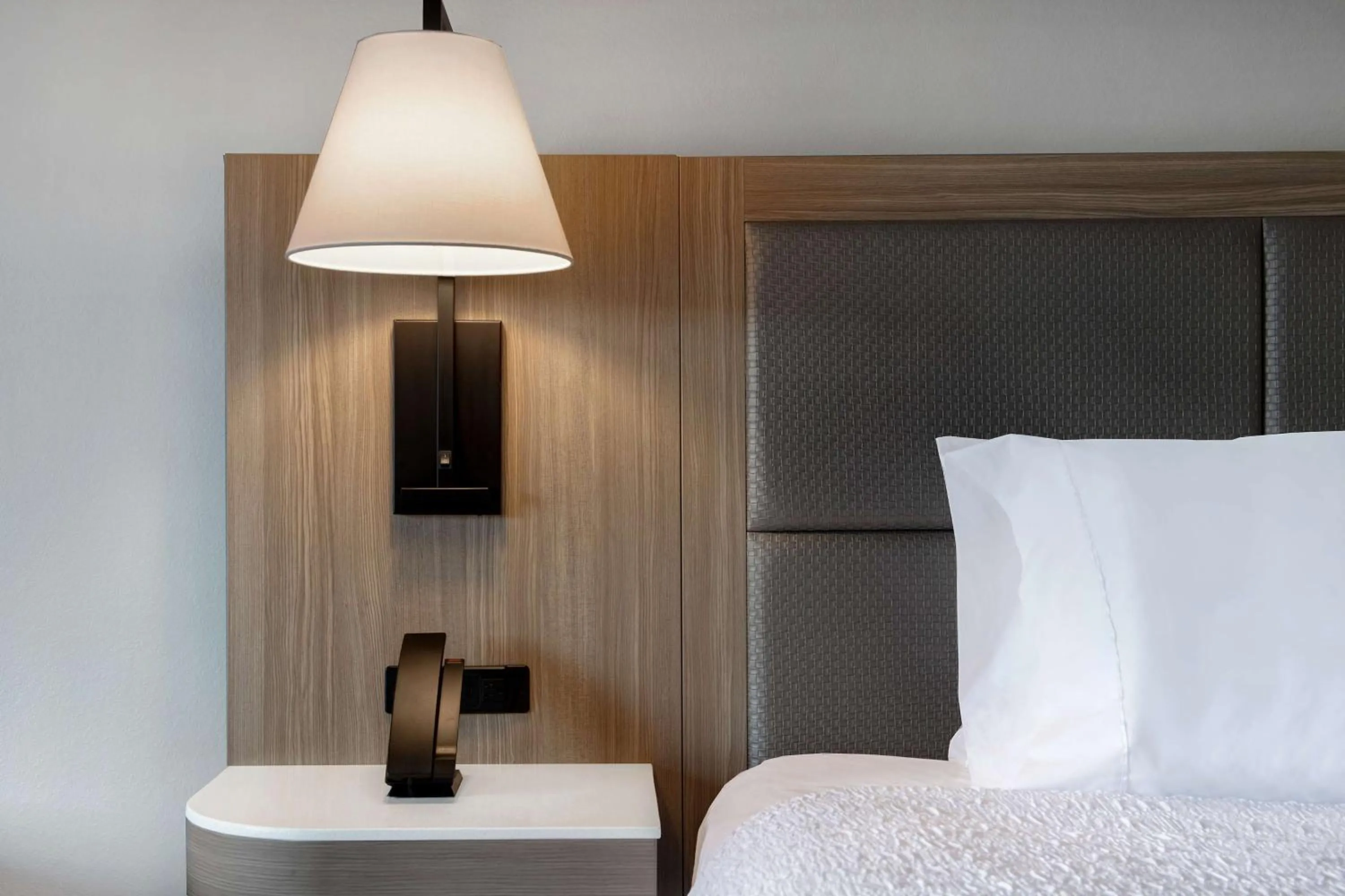 Bed in Hampton Inn Easley