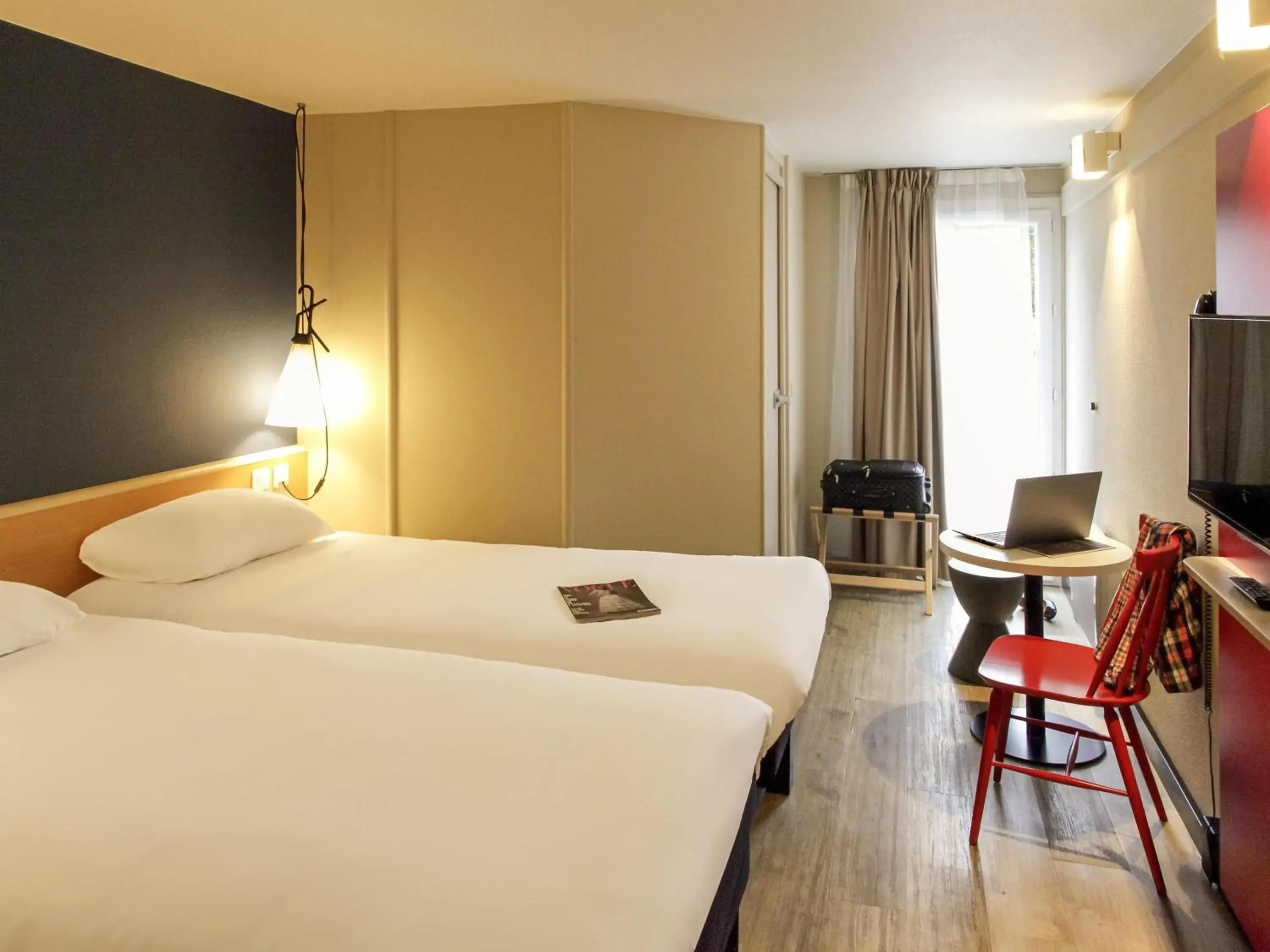 Standard Twin Room in ibis Brest Kergaradec Standard Twin Room in ibis Brest Kergaradec