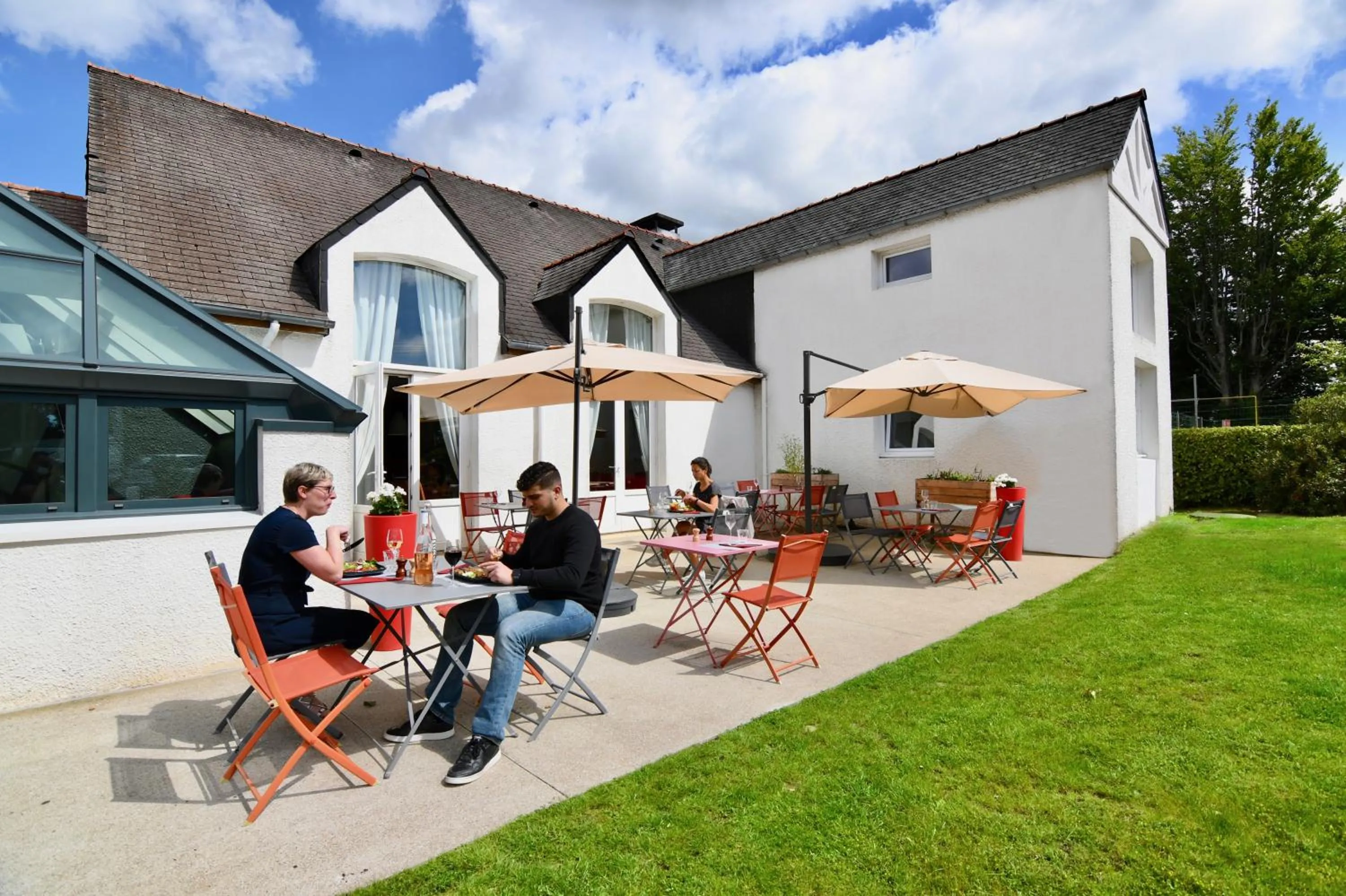 Patio in ibis Brest Kergaradec