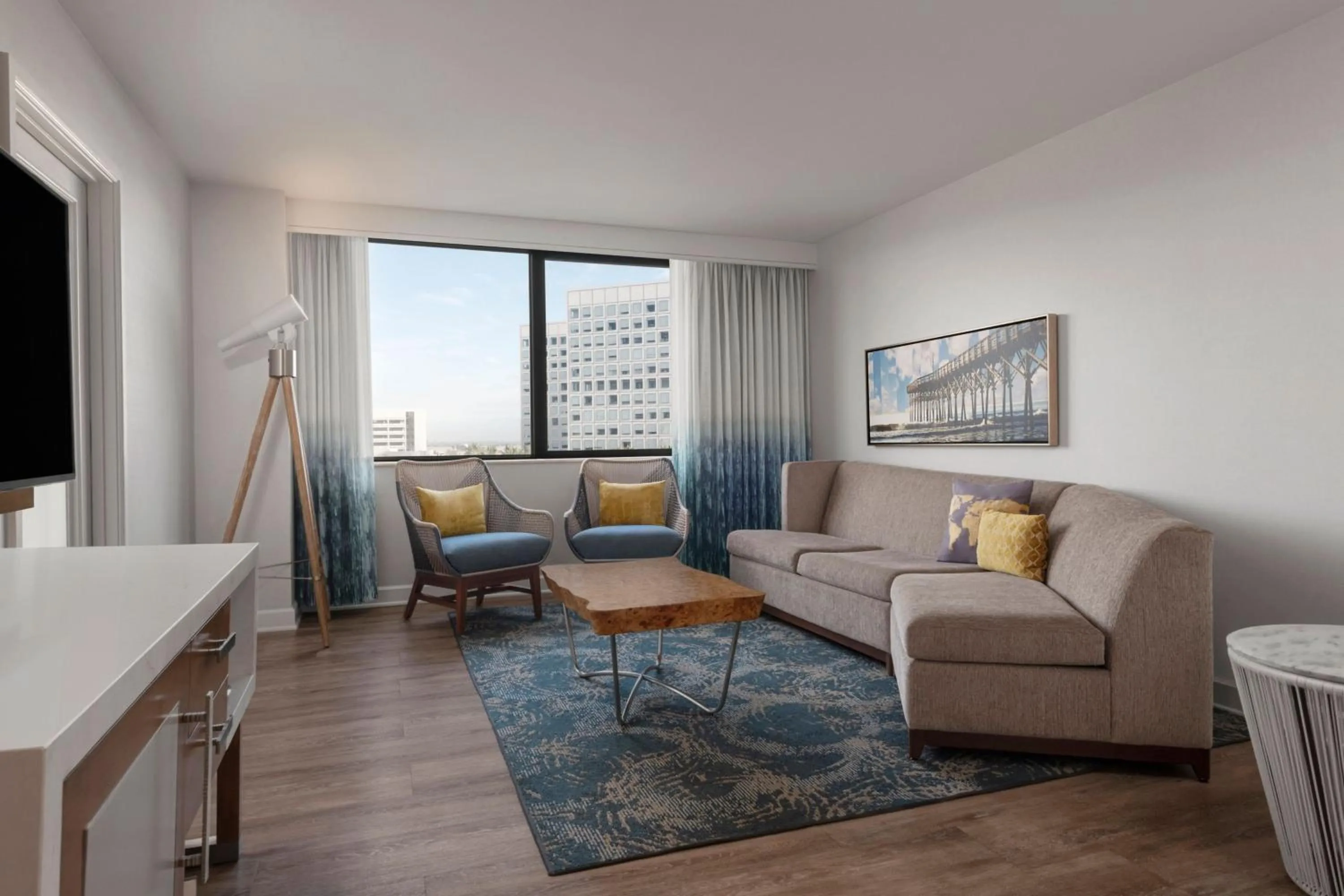 Living room in Renaissance Newport Beach Hotel