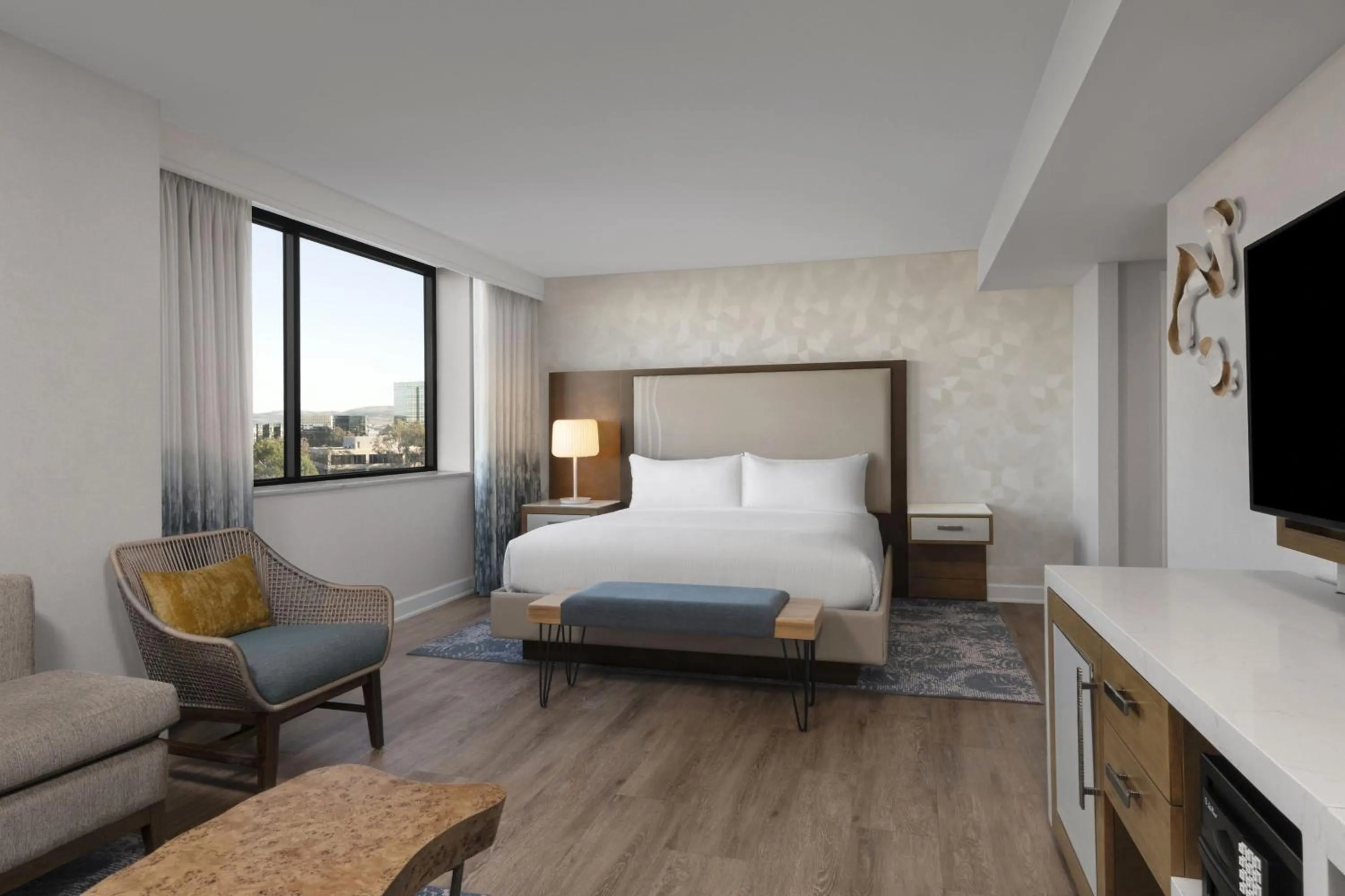 Photo of the whole room, Bed in Renaissance Newport Beach Hotel