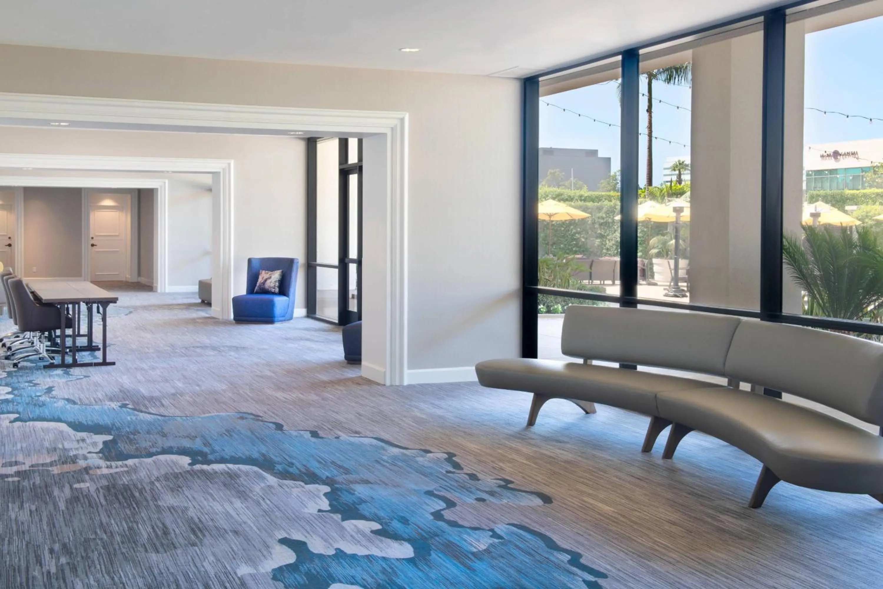 Meeting/conference room in Renaissance Newport Beach Hotel