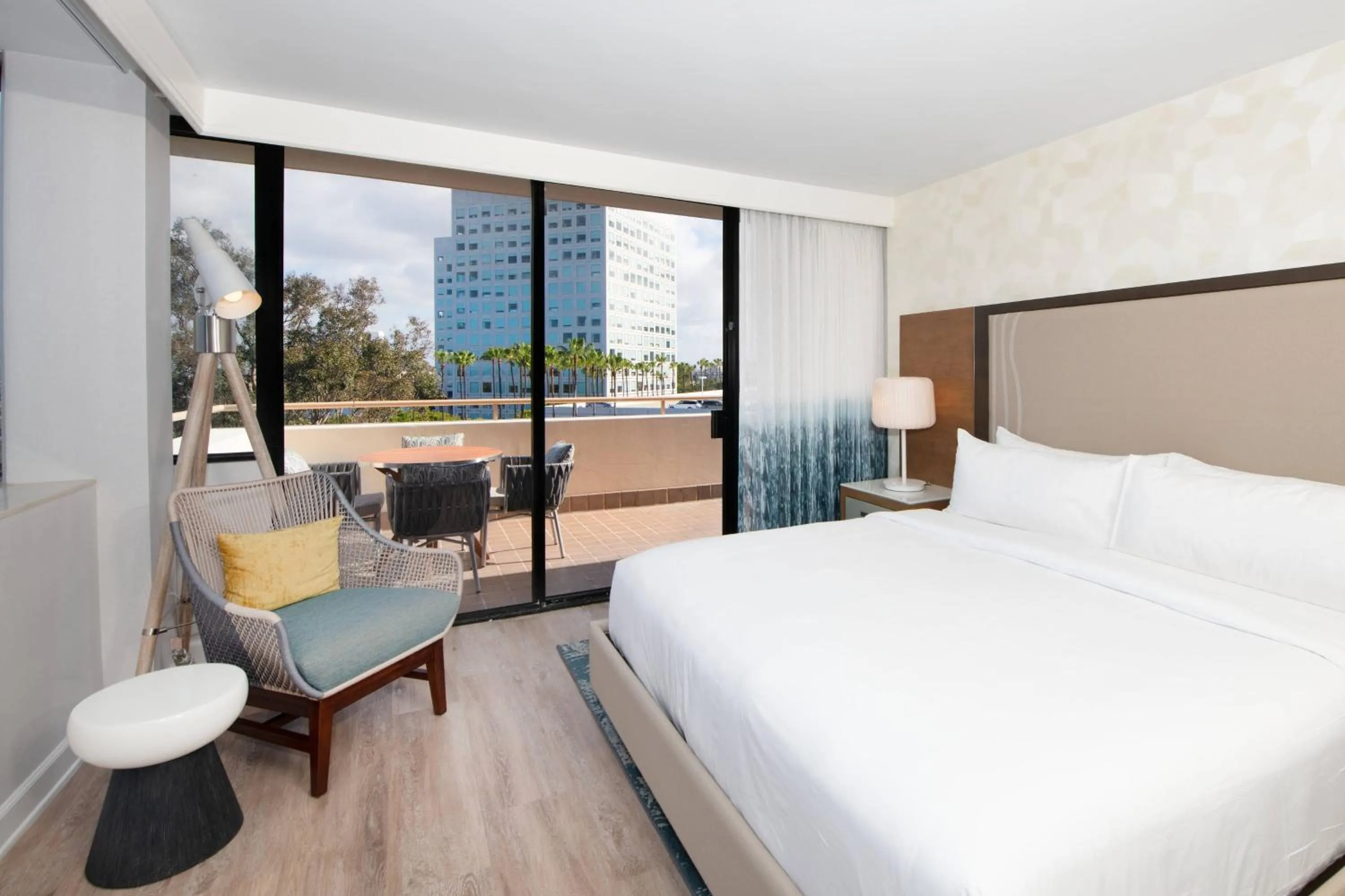 Bedroom, Bed in Renaissance Newport Beach Hotel