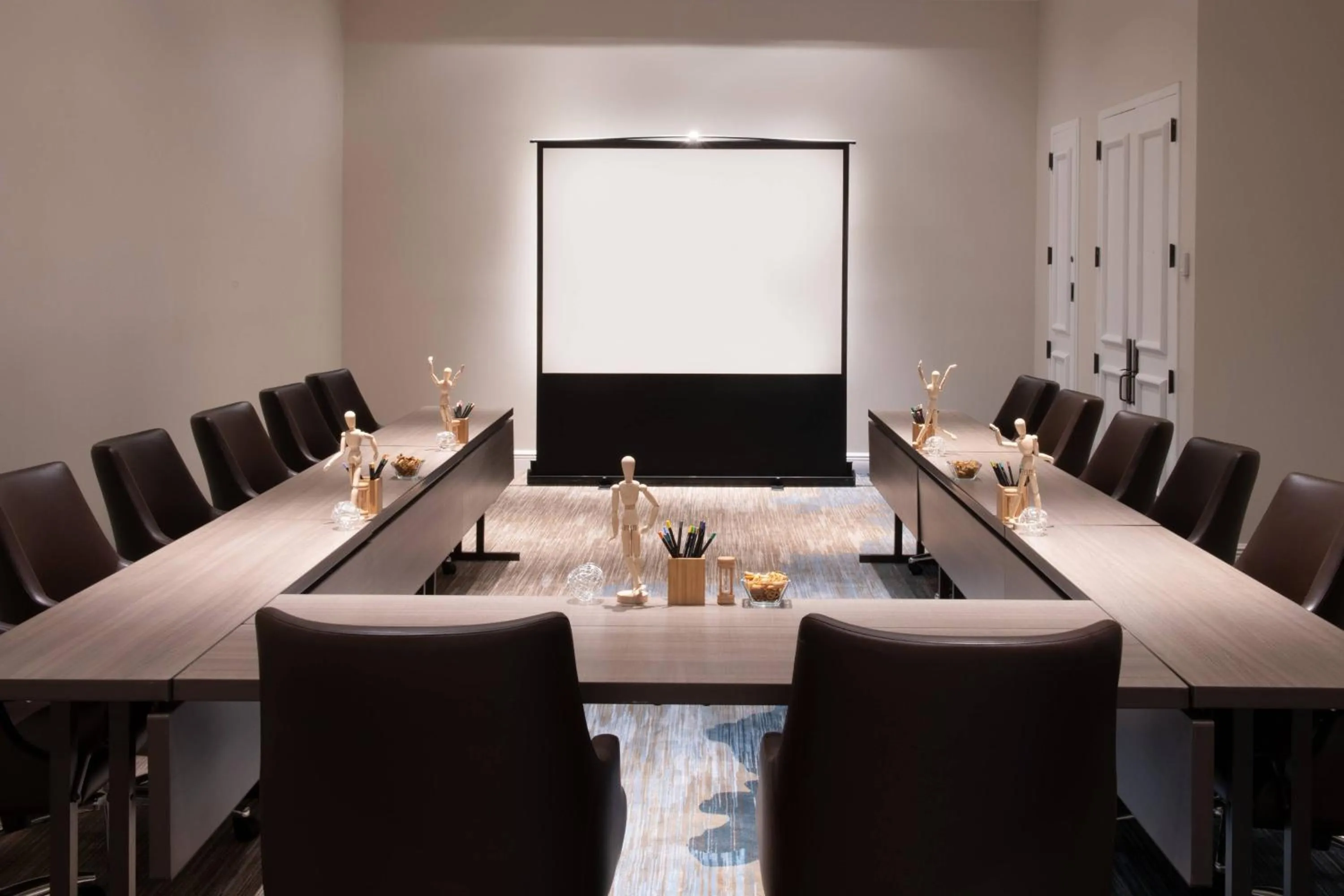 Meeting/conference room in Renaissance Newport Beach Hotel