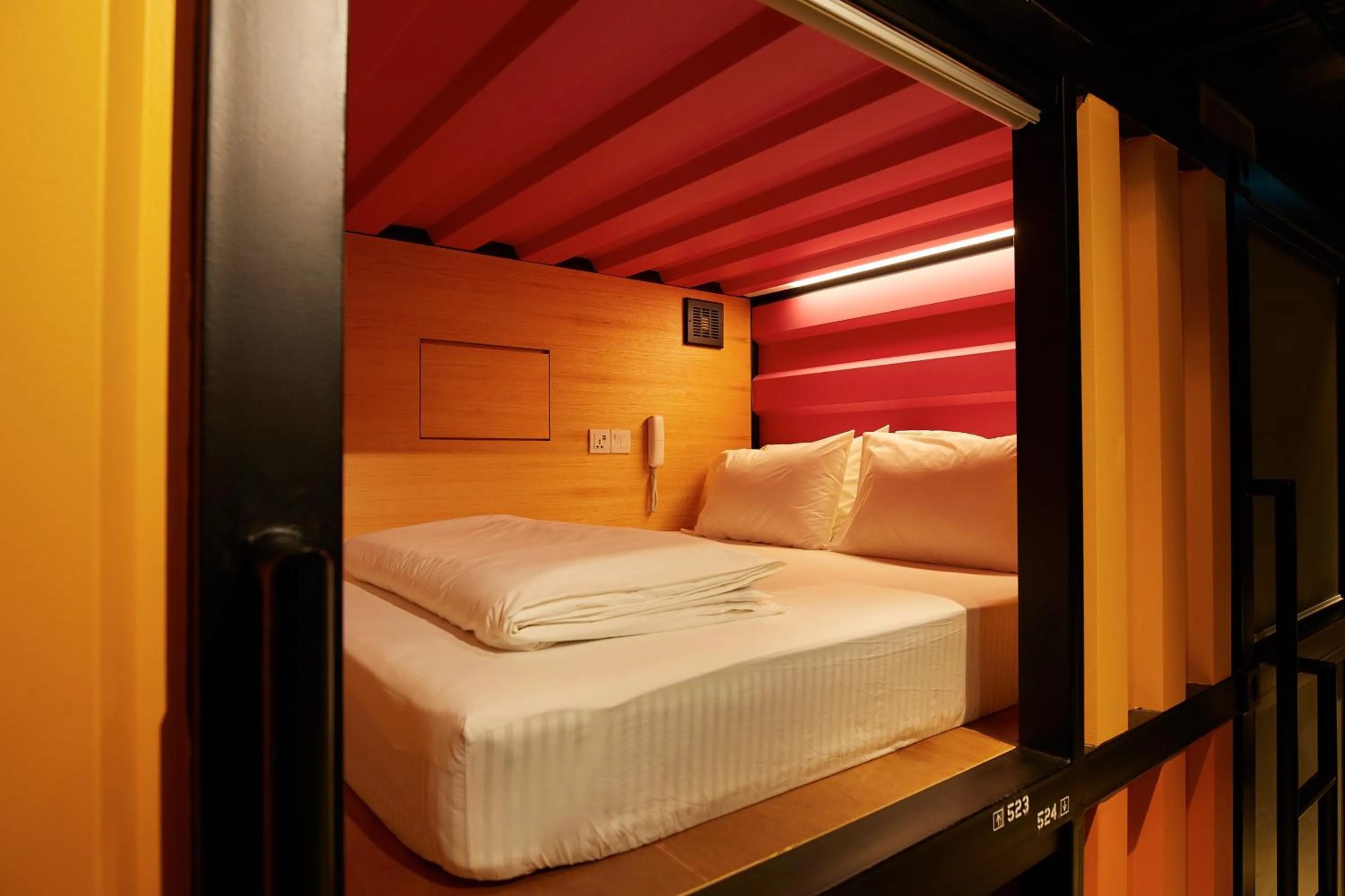 Bed in Capsule Transit KLIA 2 (Landside) - Gateway@KLIA2, Level 1