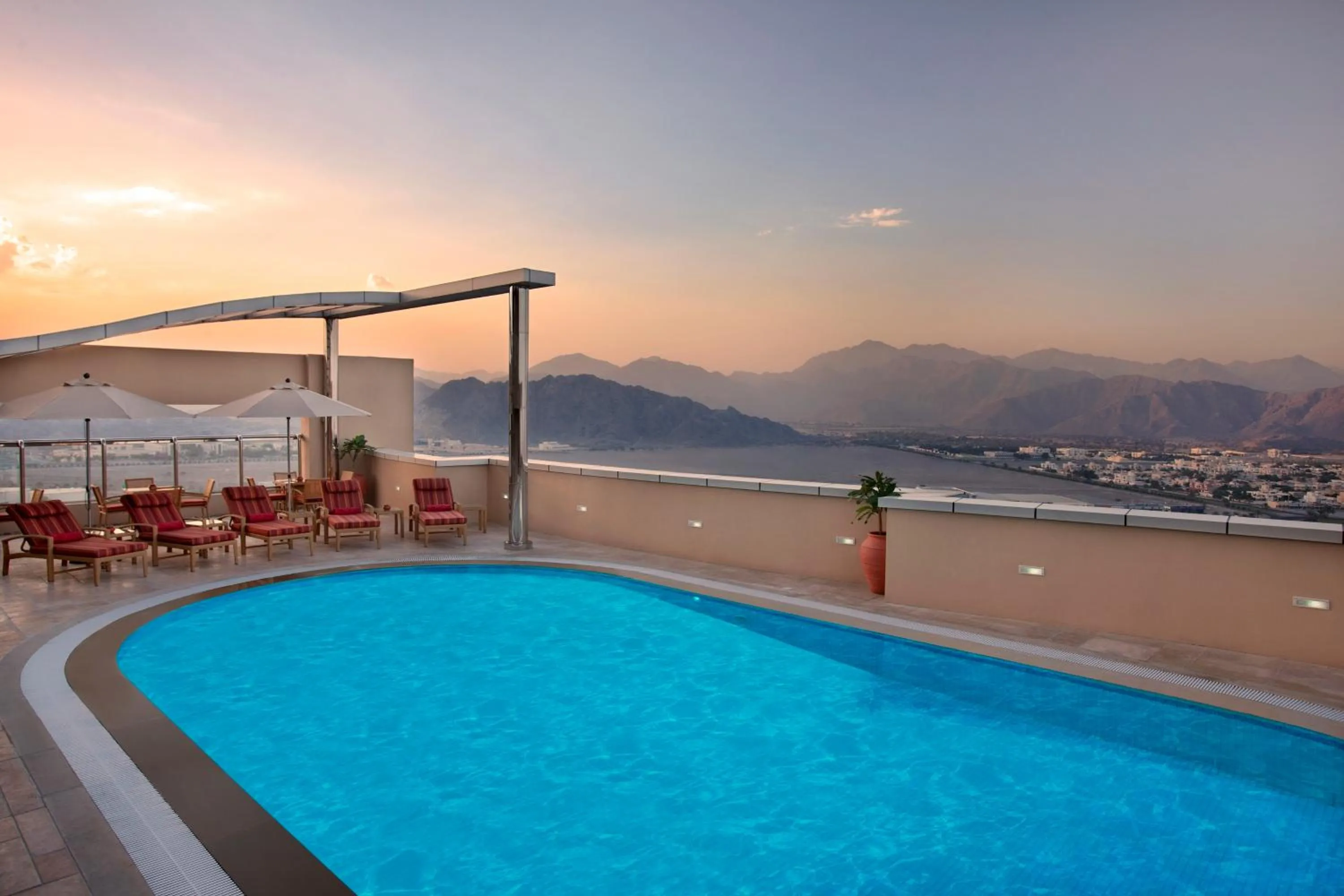 Restaurant/places to eat in Nour Arjaan by Rotana-Fujairah