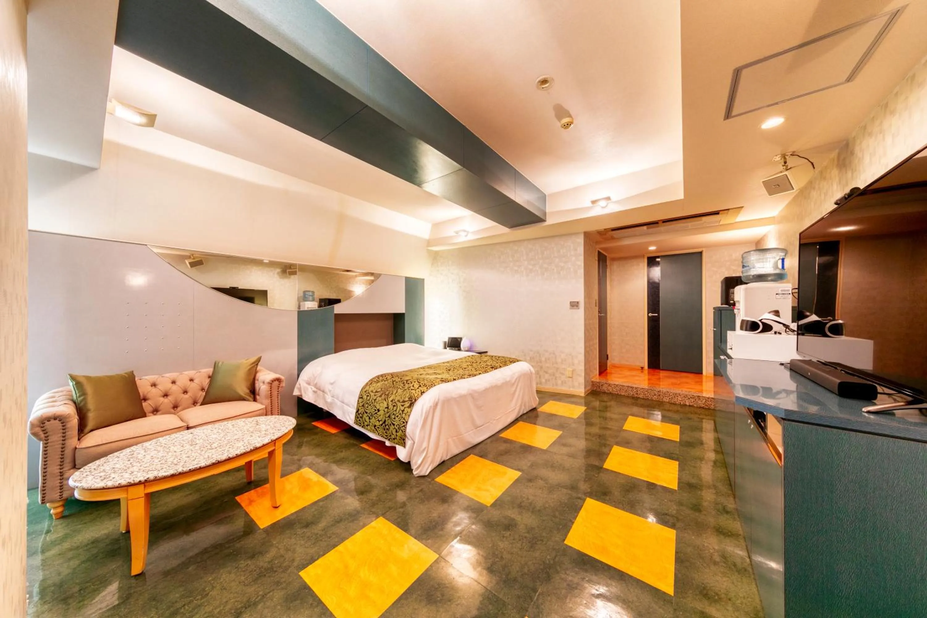 Bed in Hotel Luna Otsu (Adult Only)