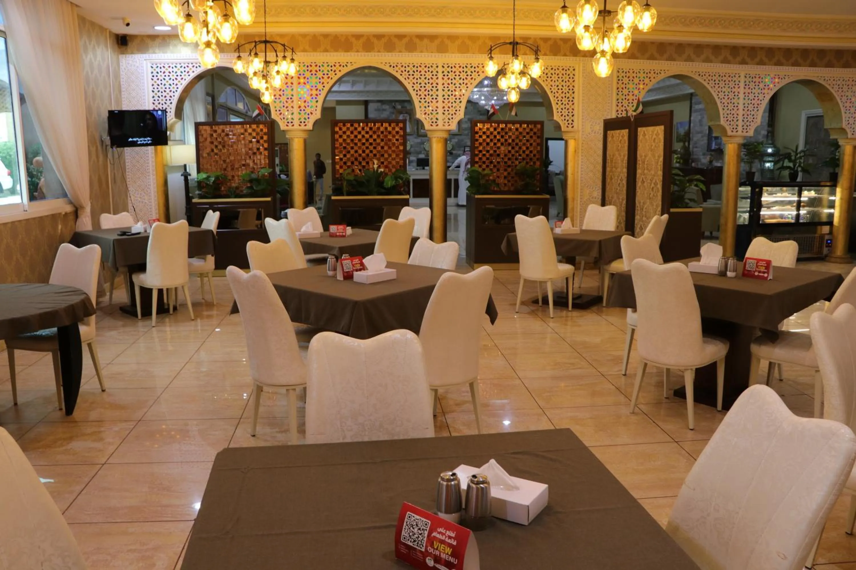 Restaurant/places to eat in Sharjah International Airport Hotel