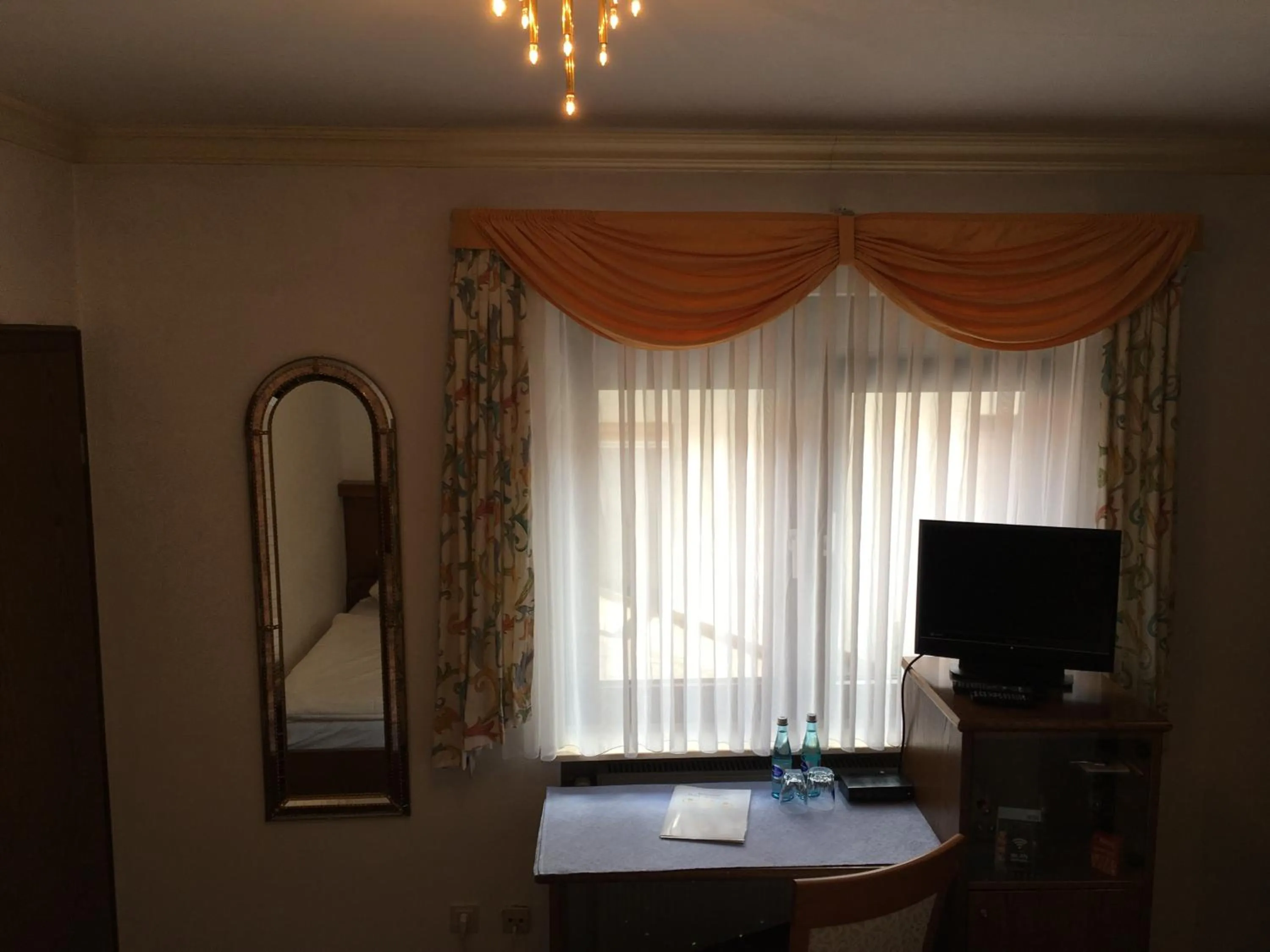 TV and multimedia in Gasthof zur Sonne Winzenhohl