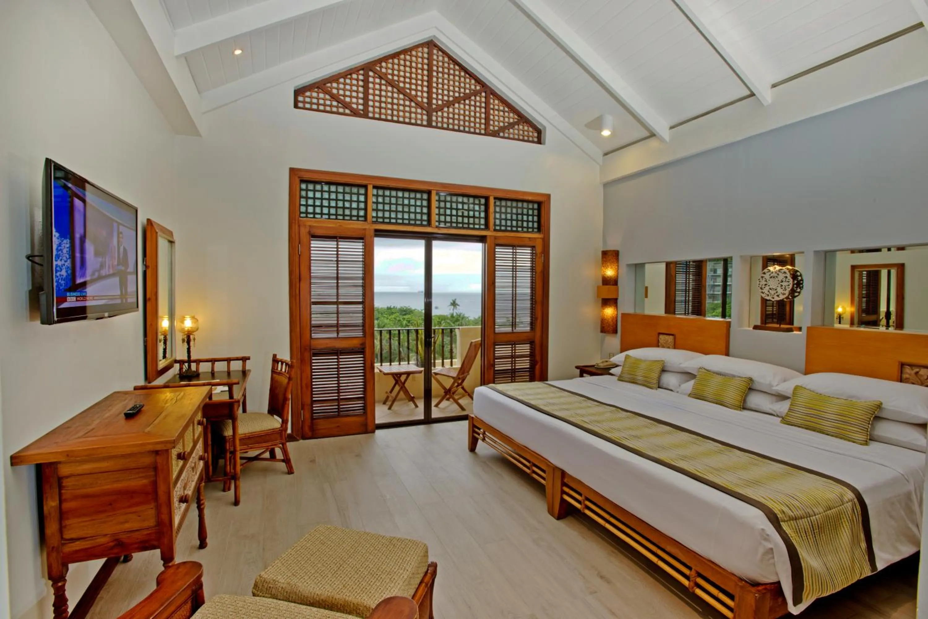 Bed in Costabella Tropical Beach Hotel