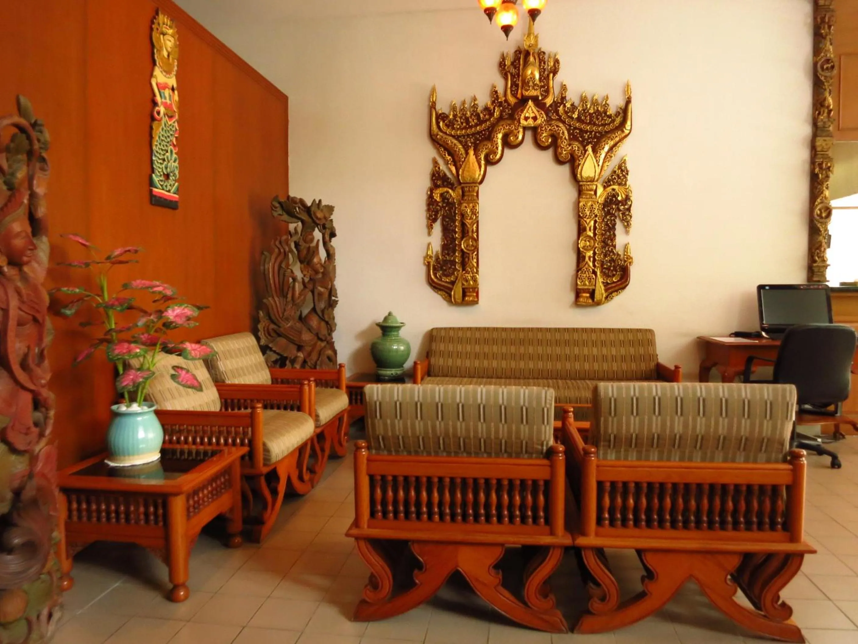 Lobby or reception in Sirin Hotel Hua Hin