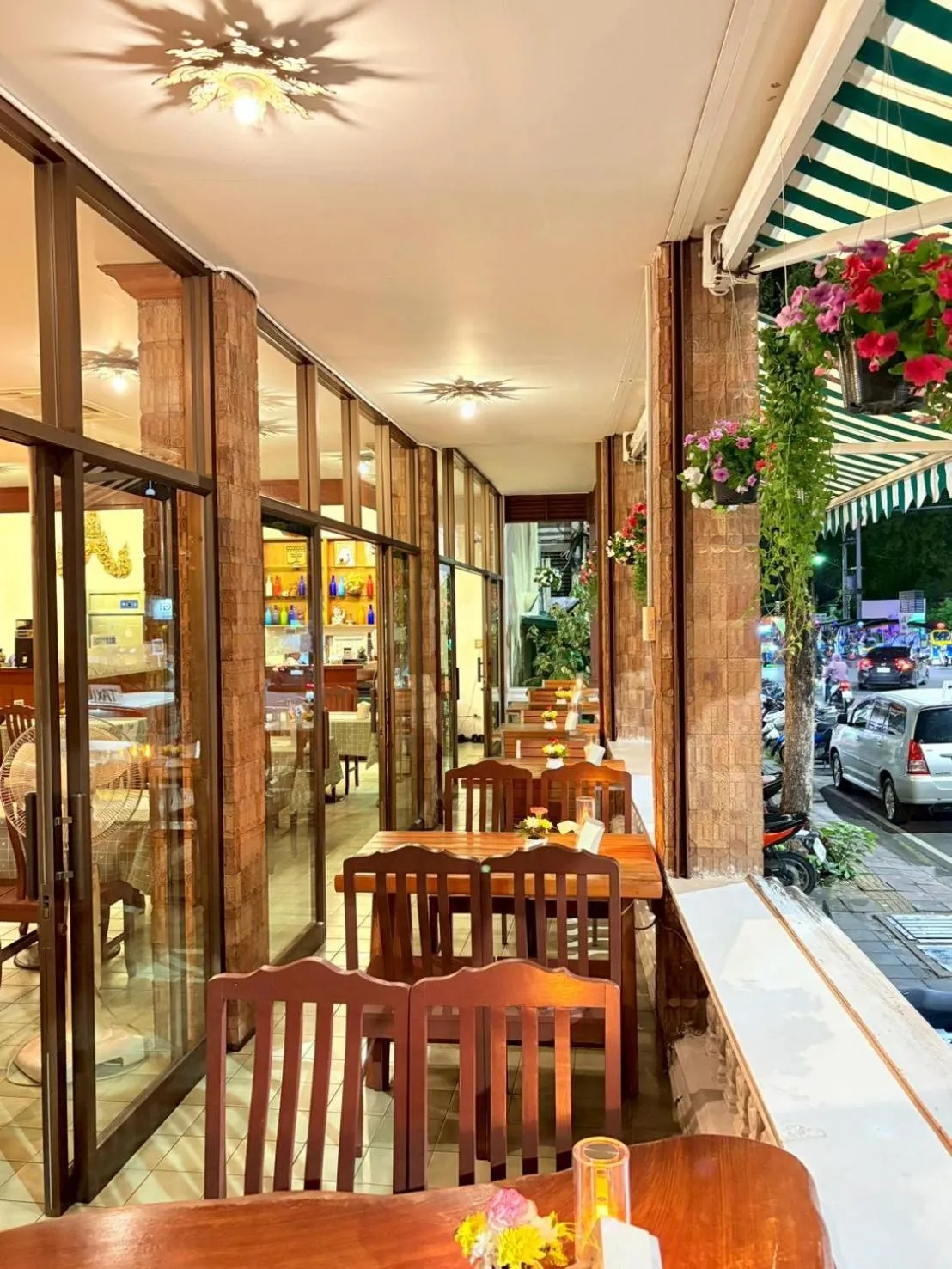 Restaurant/places to eat in Sirin Hotel Hua Hin