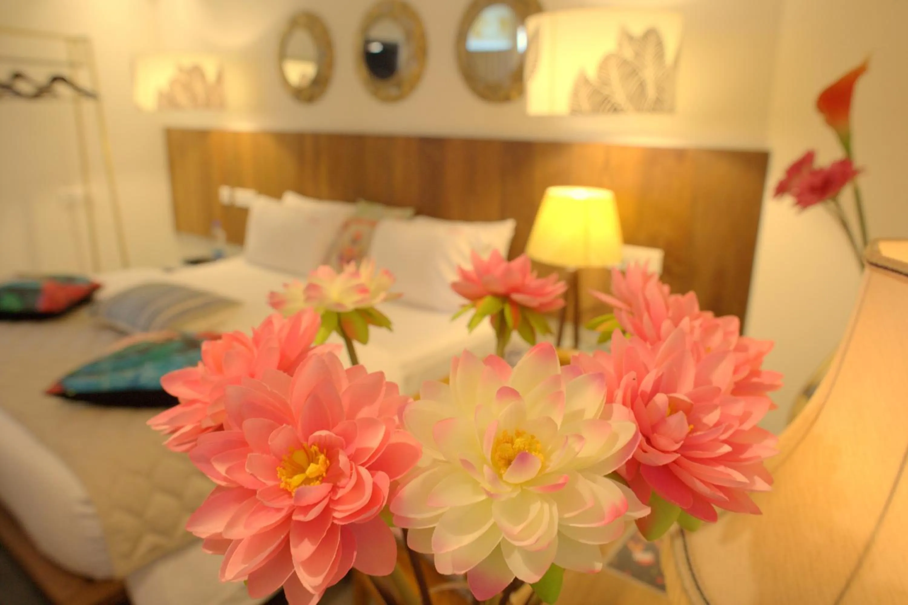 Bedroom, Bed in Hotel Villa Highnest - Oragadam -Sriperumbudur