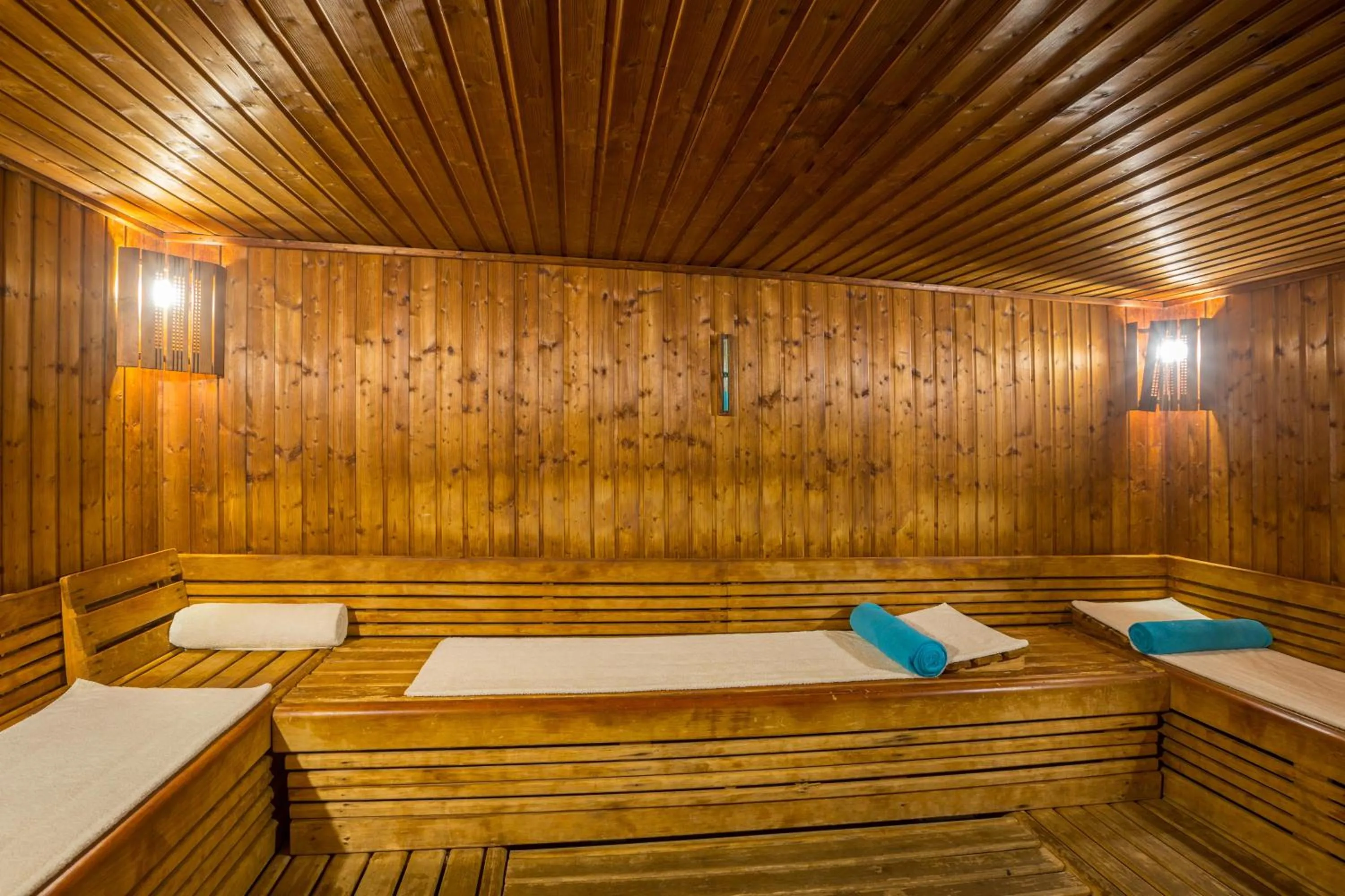 Sauna in Strand Beach Resort