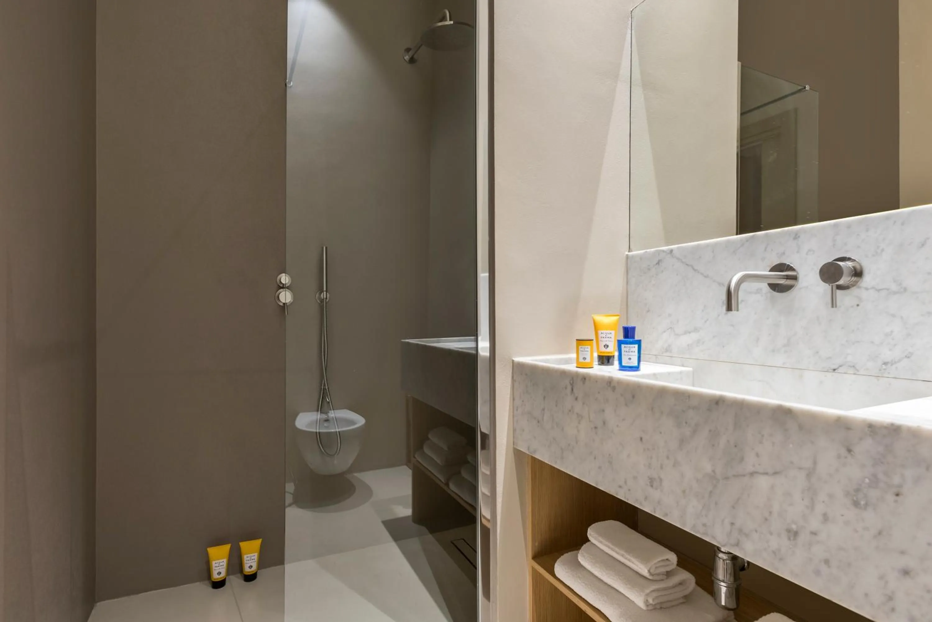 Bathroom in G55 Design Hotel