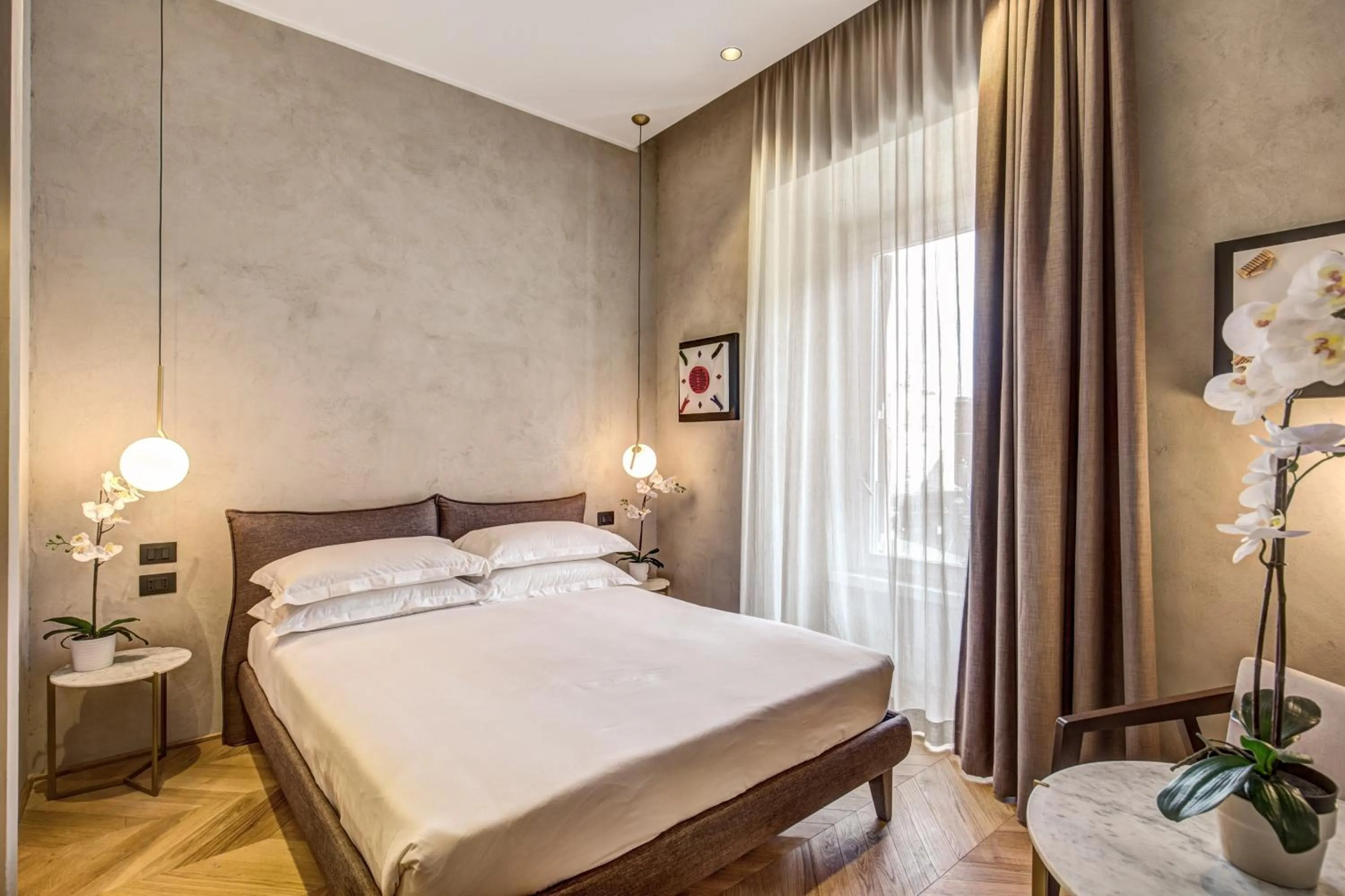 Photo of the whole room, Bed in G55 Design Hotel