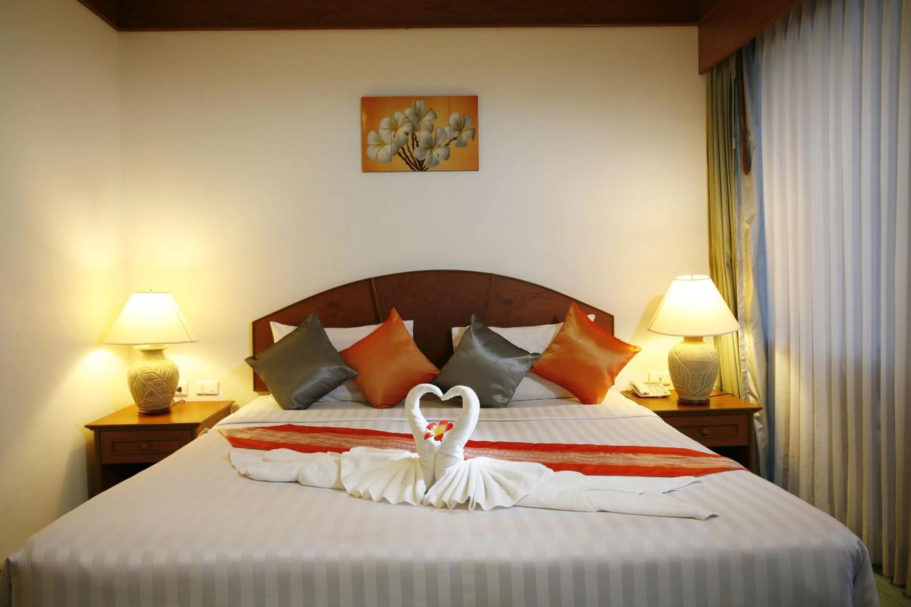 Bed in Jiraporn Hill Resort