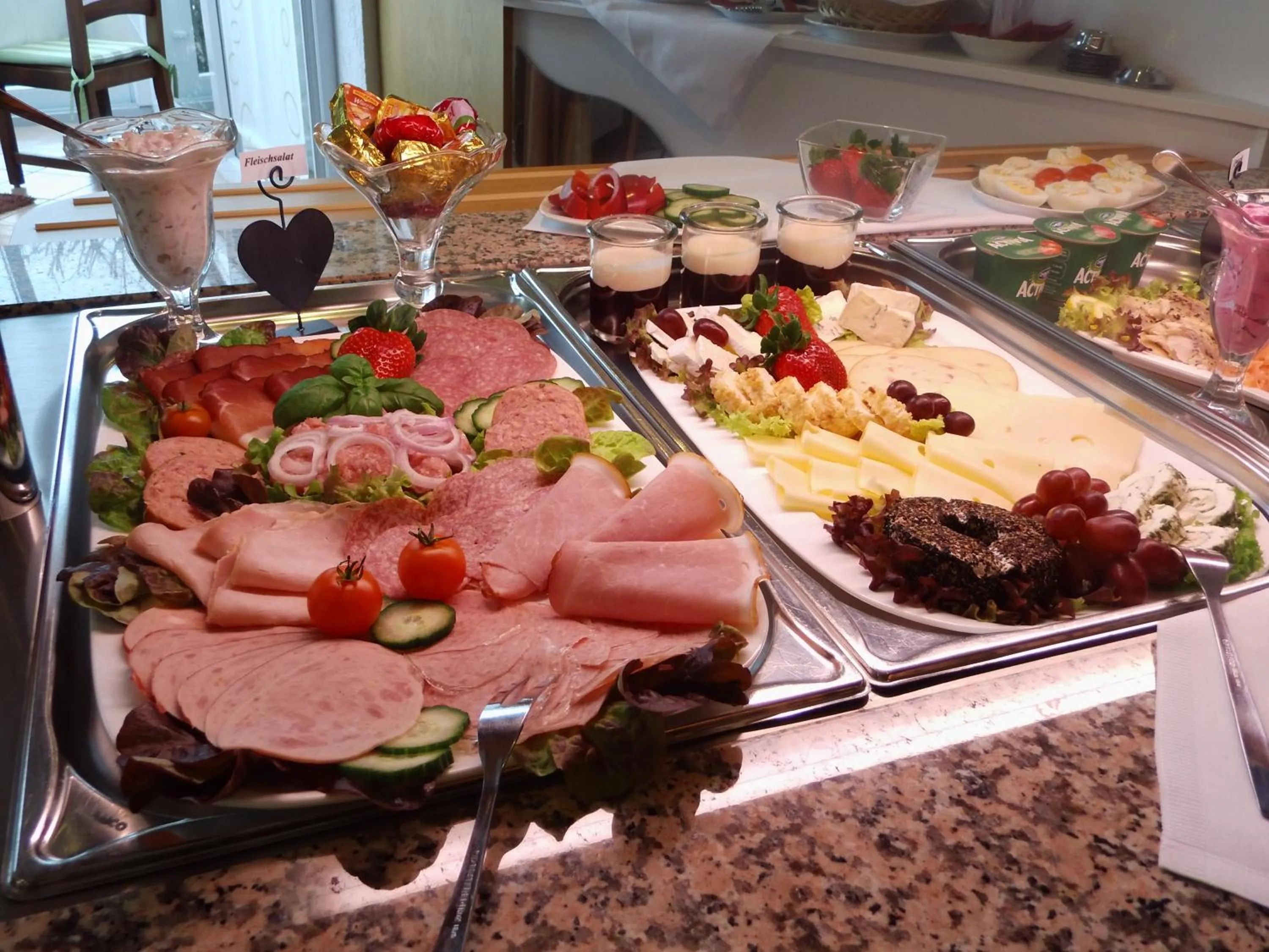 Food in Hotel Chalet