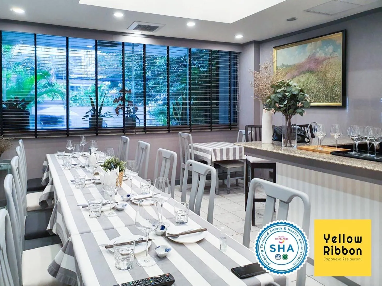 Restaurant/places to eat in Yellow Ribbon Hills Boutique Suites