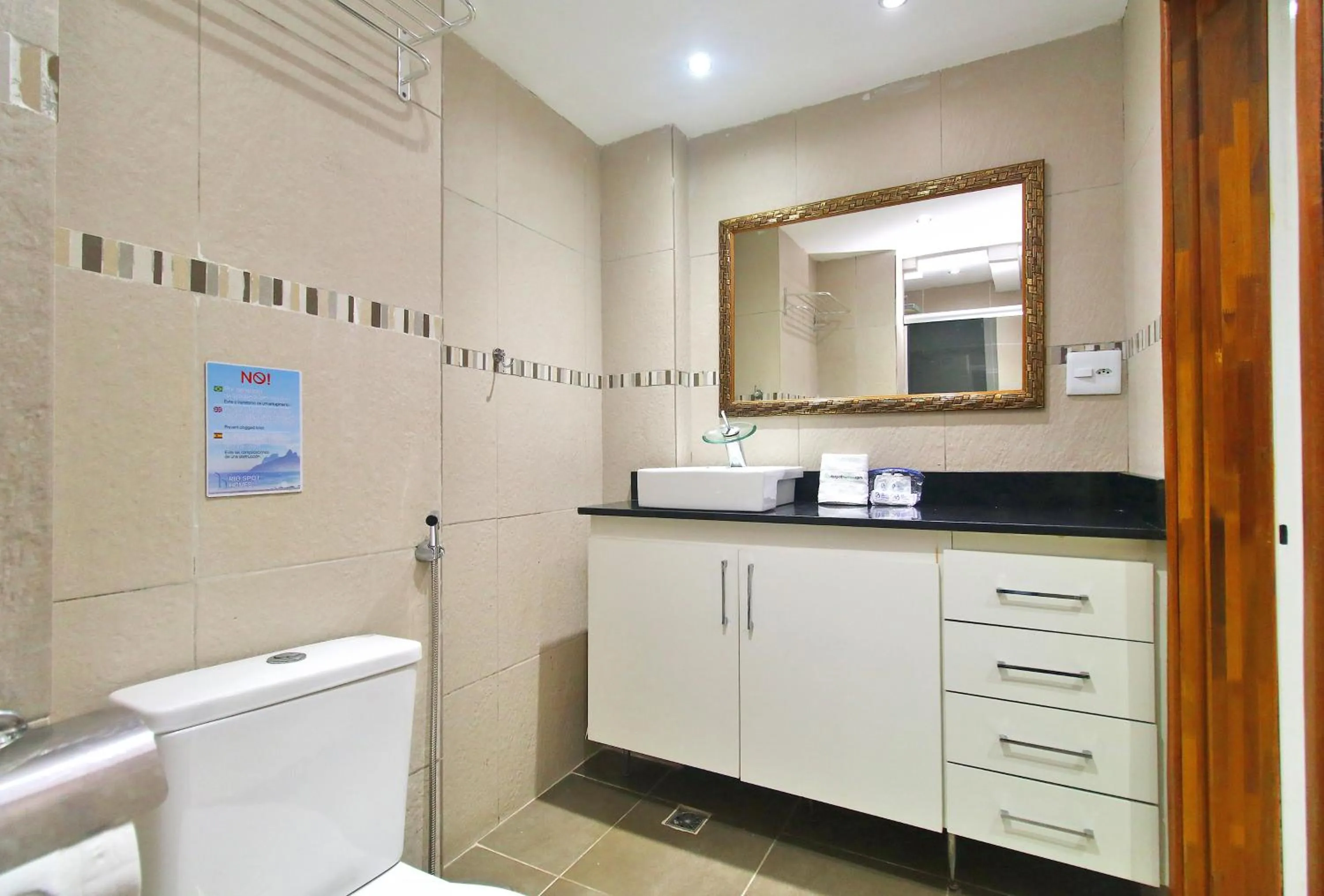Bathroom in Rio Spot Homes Copacabana D038