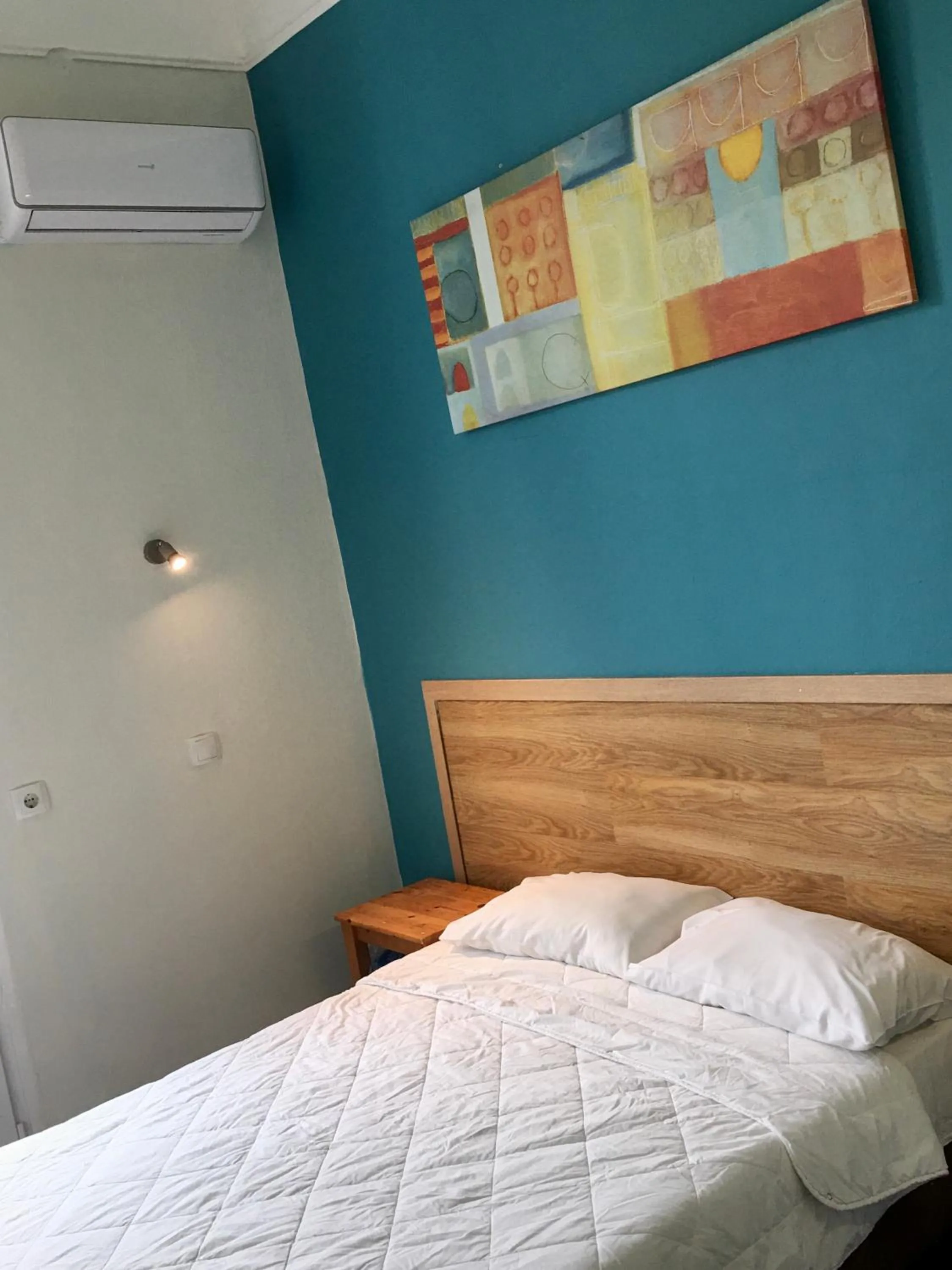 Bed in Hotel Kastoria