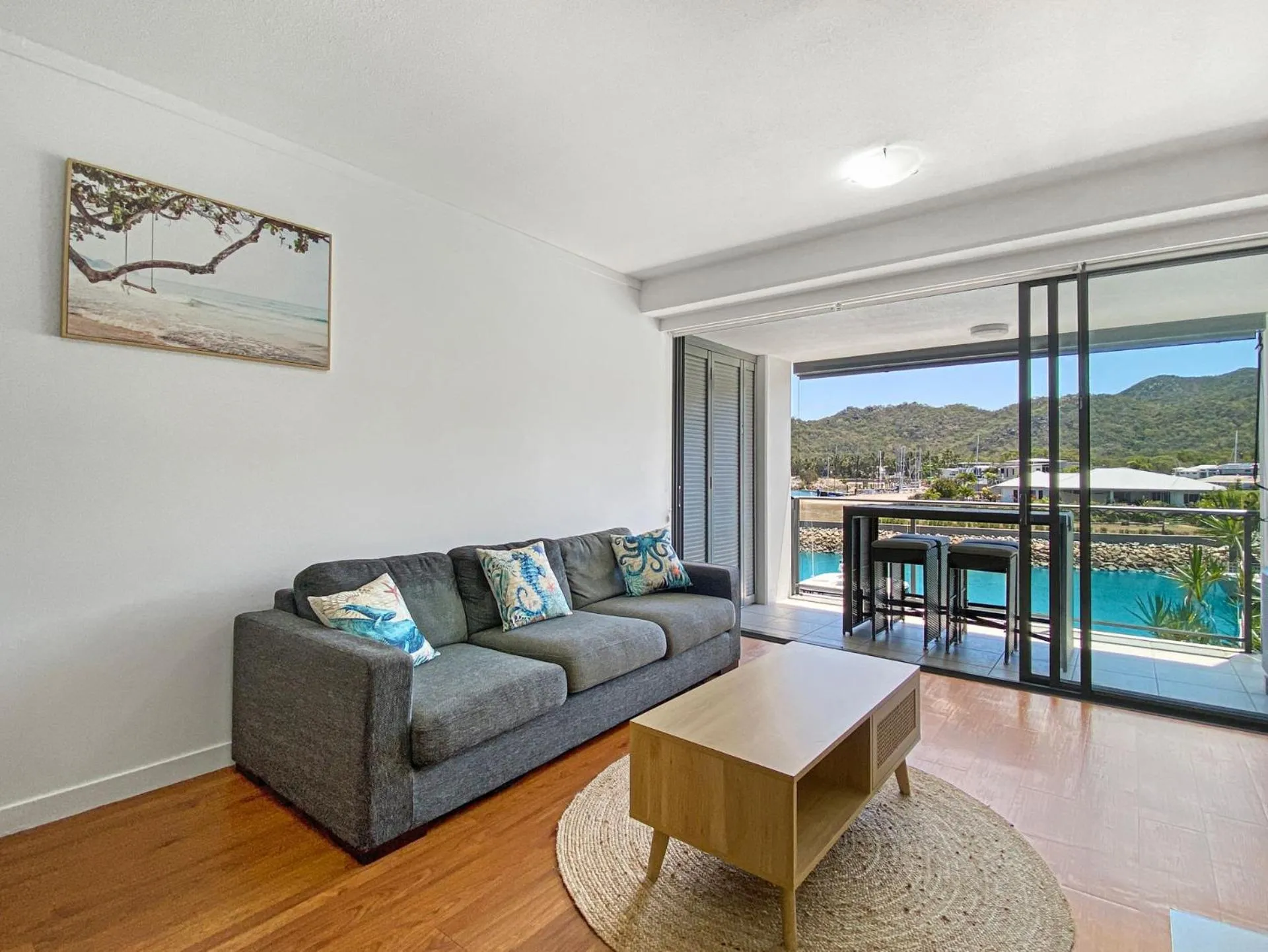 Blue on Blue Superior Studio Room 1221